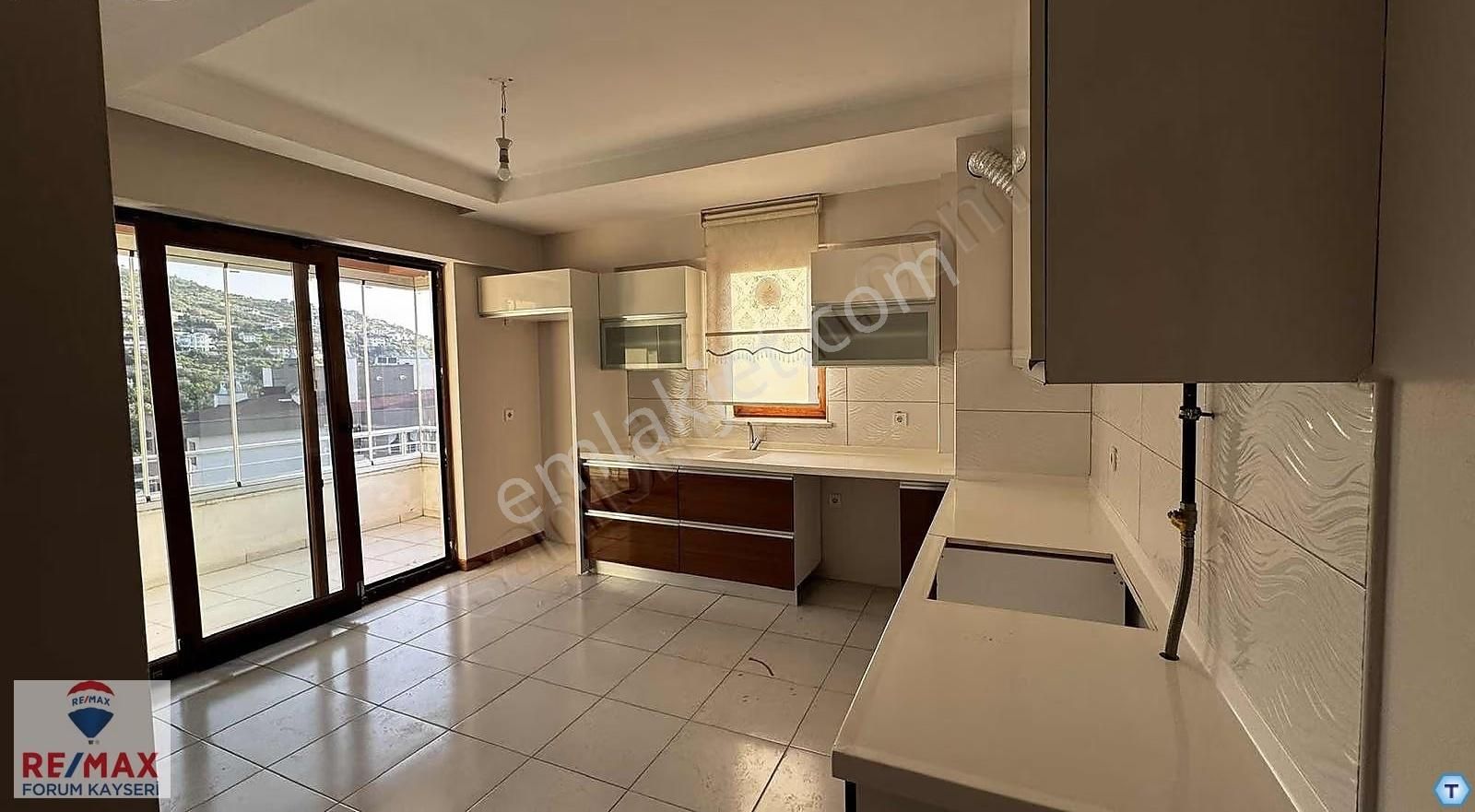 Talas Bahçelievler Ödül Yapıda Satılık 3+1 Daire - Görsel 11