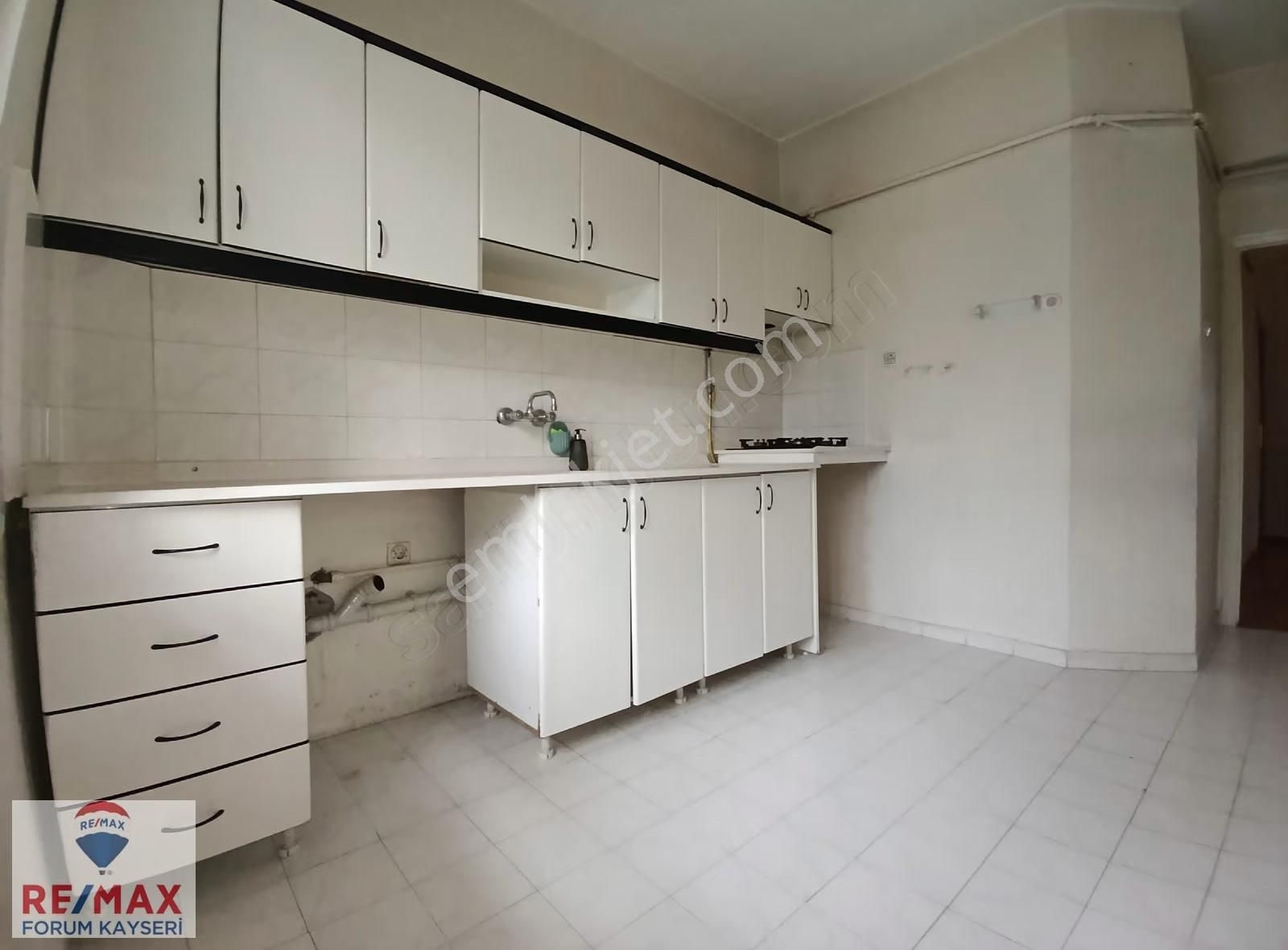 Selçuklu'da Manzaralı Cadde Cepheli Satılık 3+1 Daire - Görsel 27