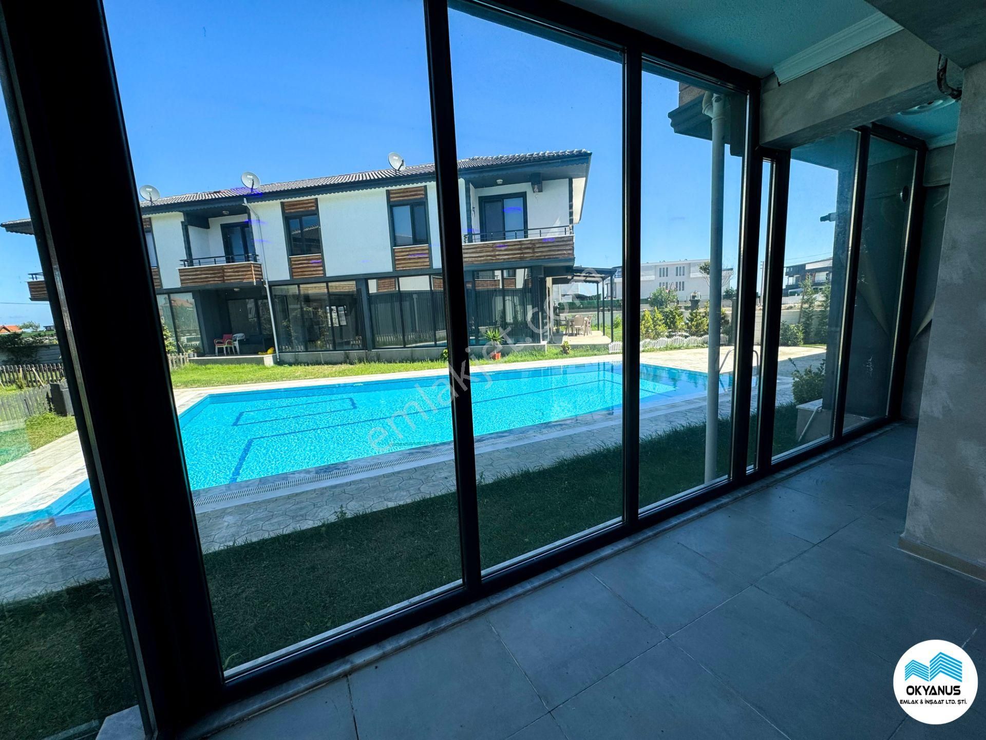 Sakarya Karasu’da Havuzlu, Denize Yakın Modern Tasarımlı 3+1 Villa - Görsel 19