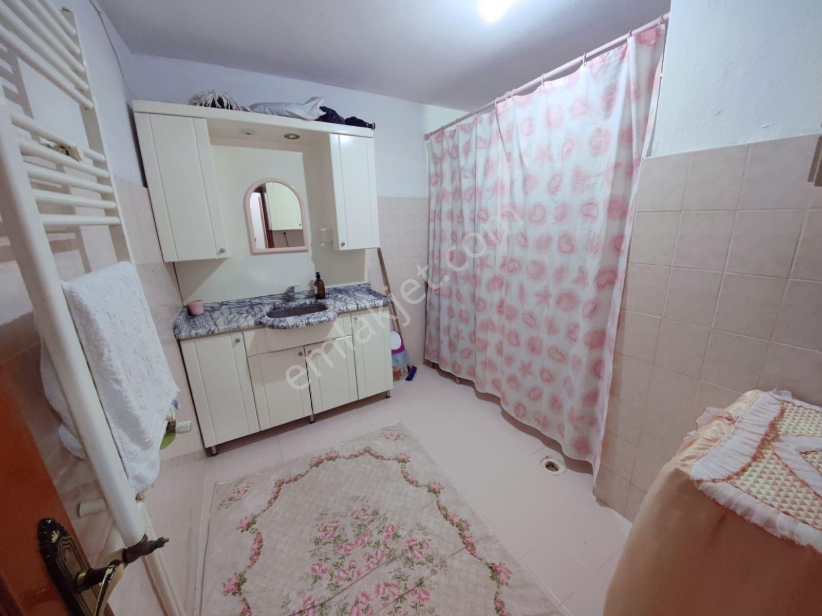 Pendik Fevzi Çakmak'ta 120 M2 Kombili 3+1 Asansörlü Daire - Görsel 10