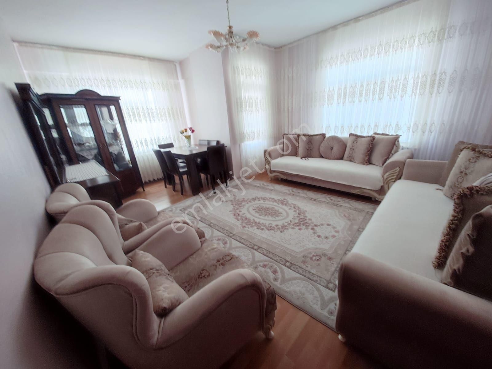 Pendik Fevzi Çakmak'ta 120 M2 Kombili 3+1 Asansörlü Daire - Görsel 11