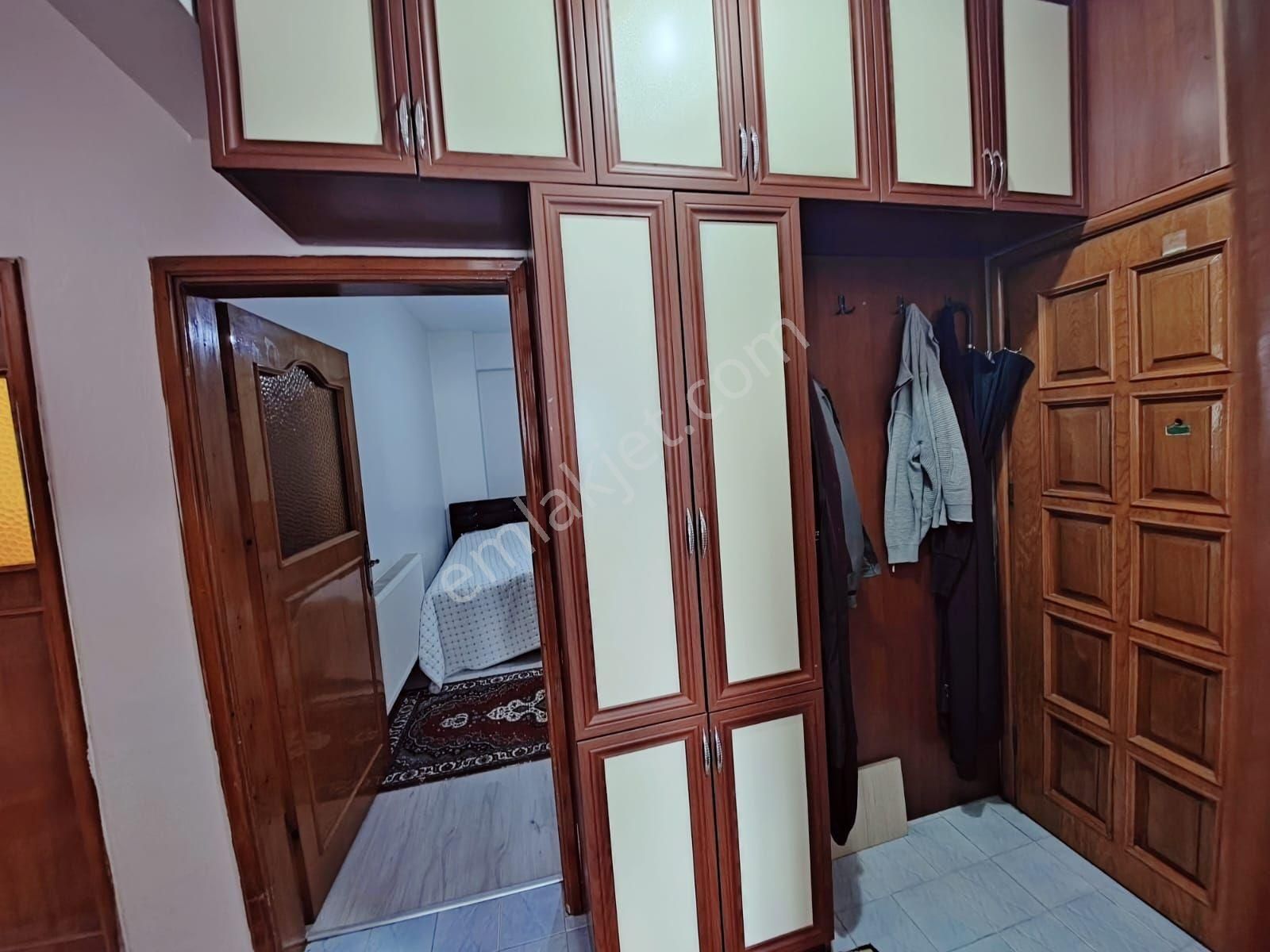 Pendik Fevzi Çakmak'ta 120 M2 Kombili 3+1 Asansörlü Daire - Görsel 19