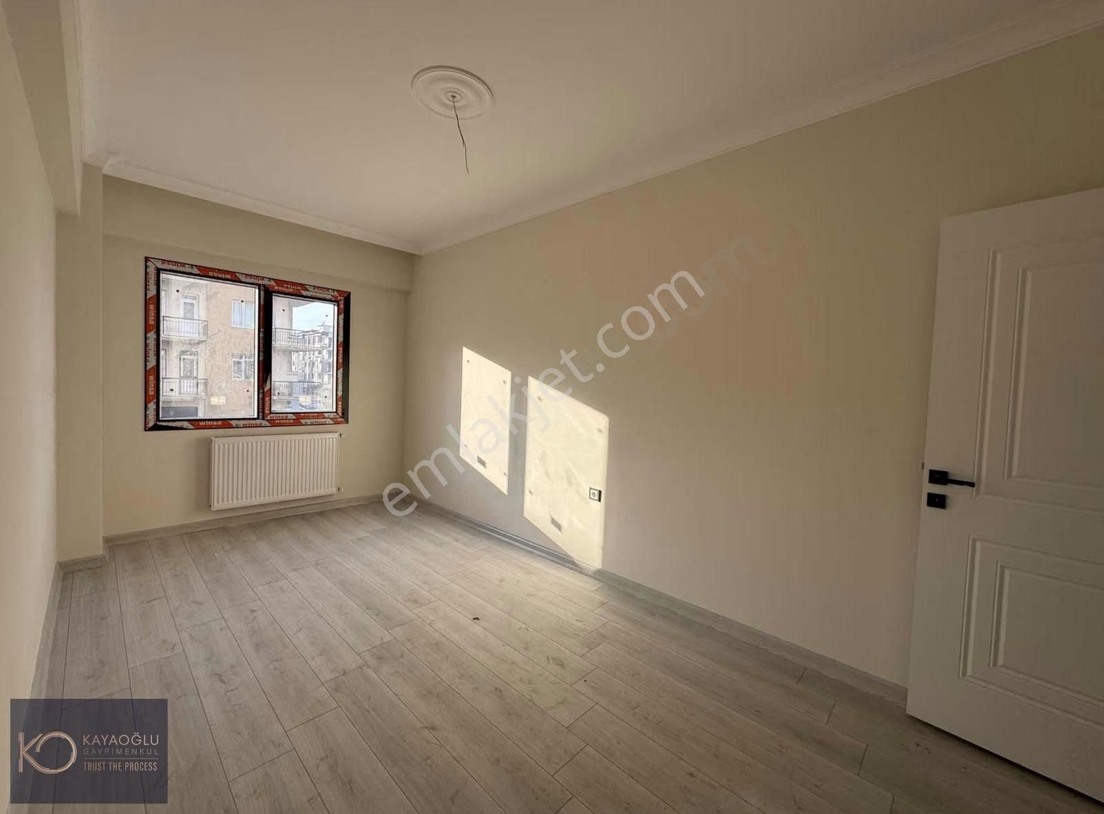 Menemen Gölpark Yanı Geniş Teraslı 3+1 Sıfır Daire - Görsel 3