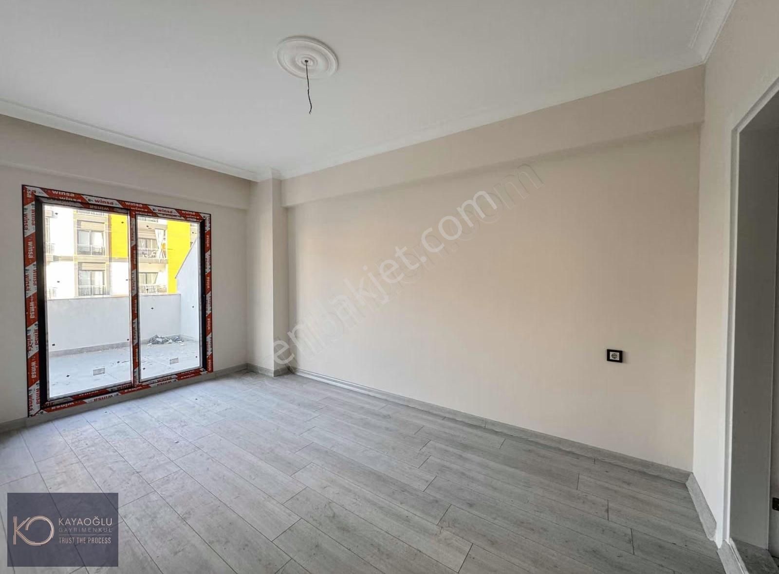 Menemen Gölpark Yanı Geniş Teraslı 3+1 Sıfır Daire - Görsel 17