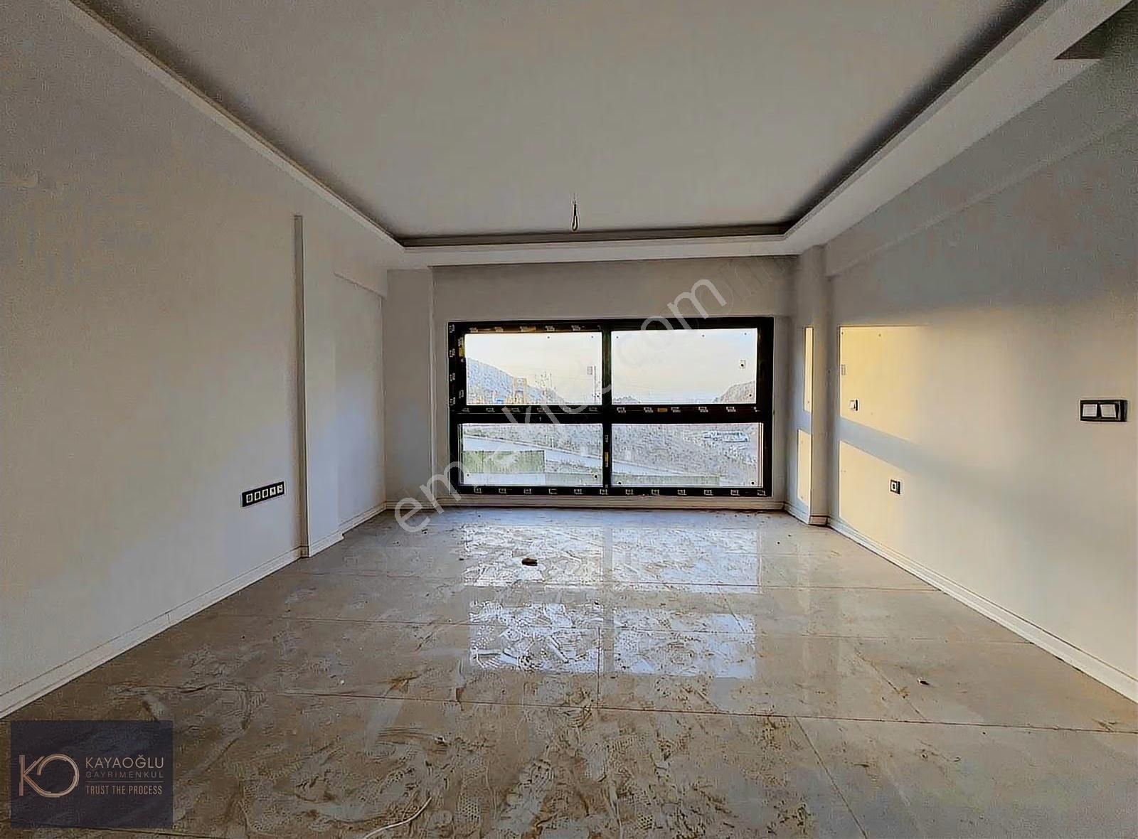 Menemen Gazi Mh. 3+1 Havuzlu Site İçerisinde Lüks Daire - Görsel 2