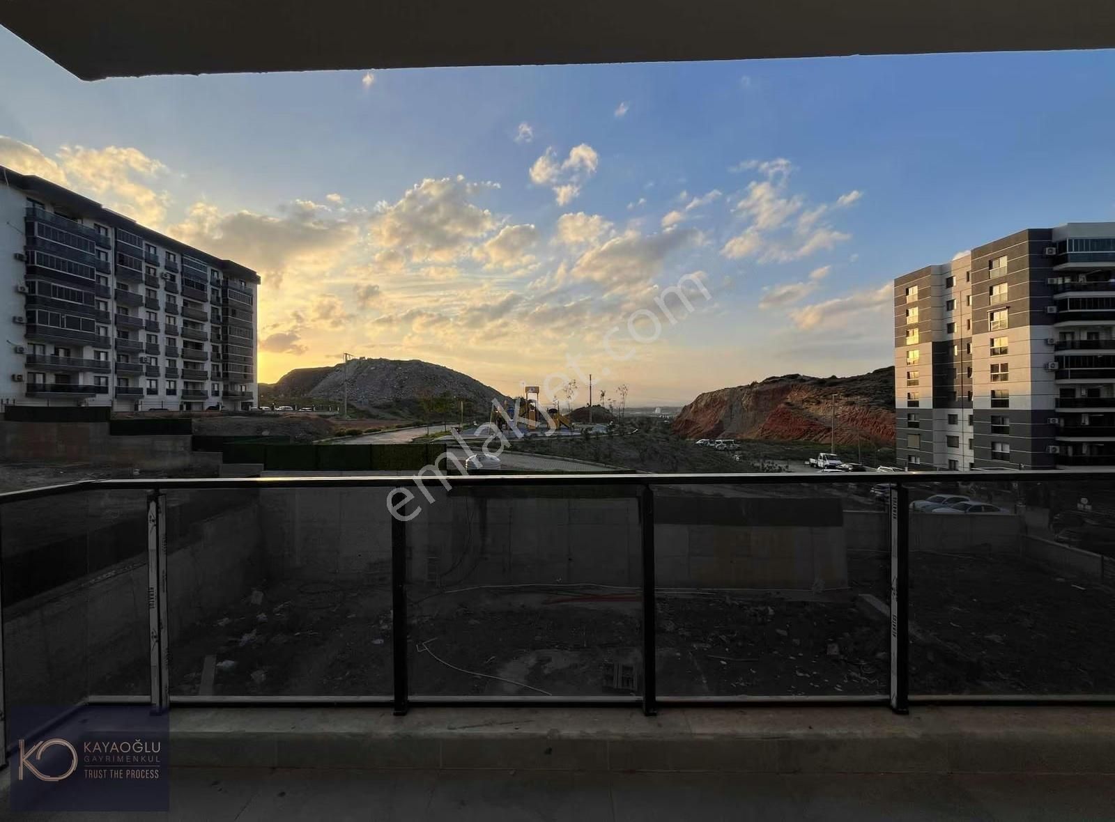 Menemen Gazi Mh. 3+1 Havuzlu Site İçerisinde Lüks Daire - Görsel 24