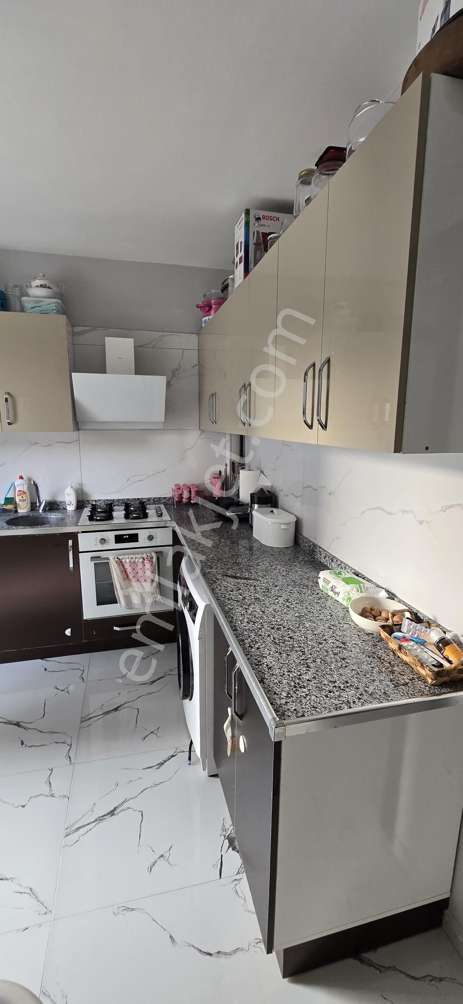 Adana Çukurovada Yurt Mahallesinde Eşyaları Yeni Doğalgazlı 3+1 Kiralık Eşyalı Daire - Görsel 12