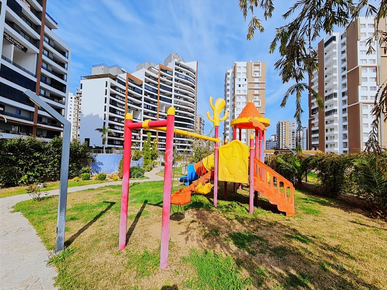 Kolezyum'dan Mezitli De Site İçi Havuz 7/24 Güvenlik Geniş 4+1 ! - Görsel 29