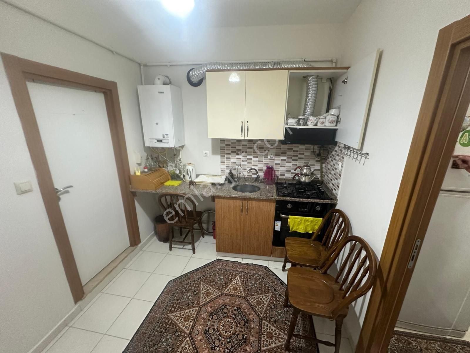 Beylikdüzü Yakupluda 1+1 70 M2 Eşyalı Kiralık Daire Metrobüse 15 Dk Yürüme Mesafesinde - Görsel 32