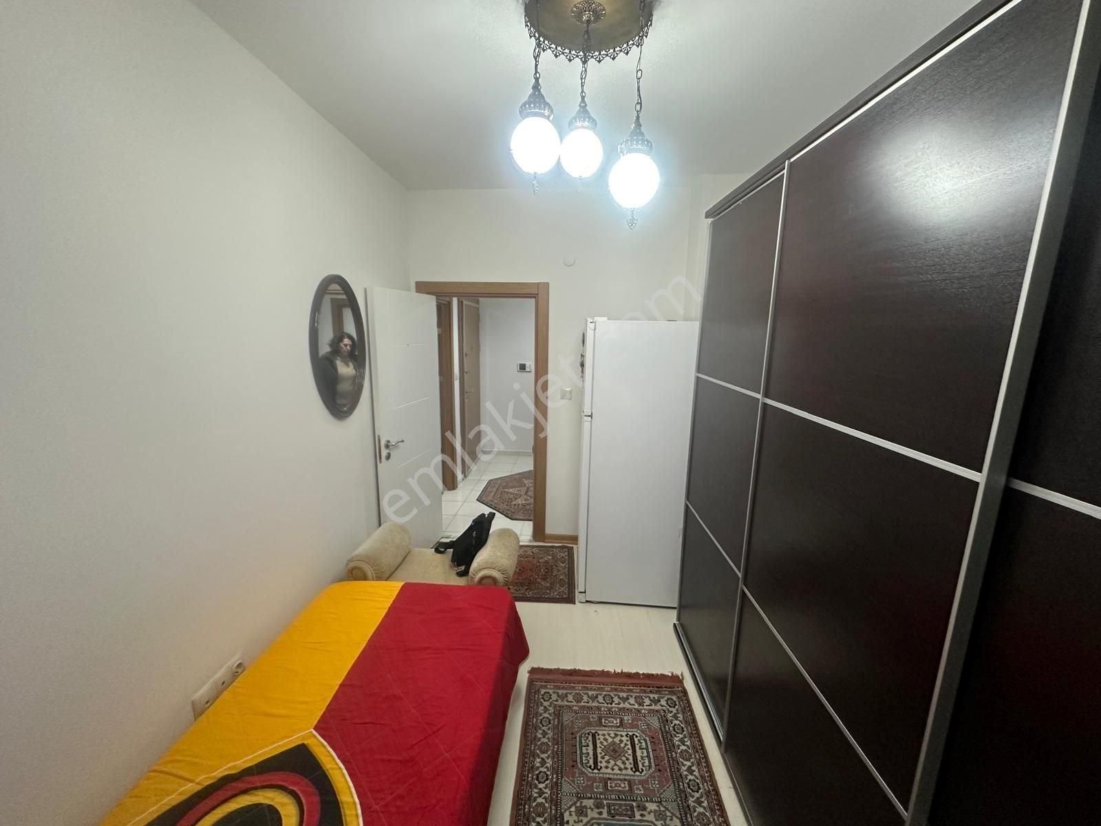Beylikdüzü Yakupluda 1+1 70 M2 Eşyalı Kiralık Daire Metrobüse 15 Dk Yürüme Mesafesinde - Görsel 24