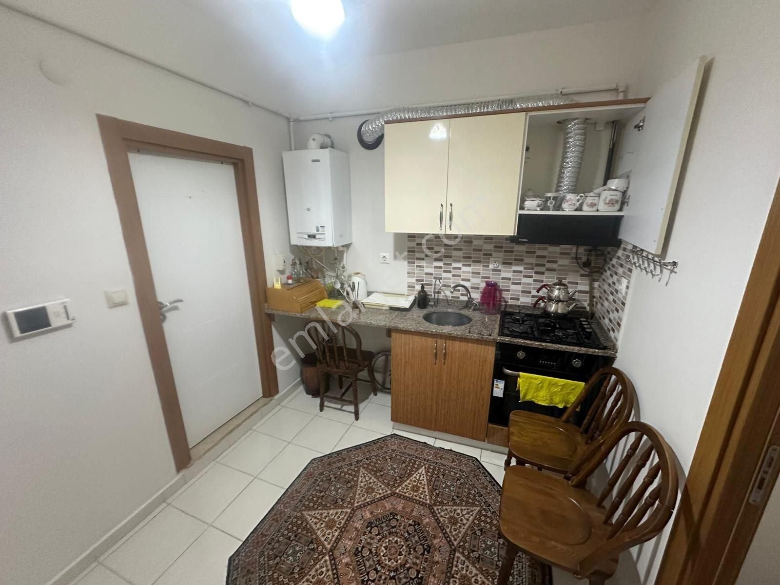 Beylikdüzü Yakupluda 1+1 70 M2 Eşyalı Kiralık Daire Metrobüse 15 Dk Yürüme Mesafesinde - Görsel 30