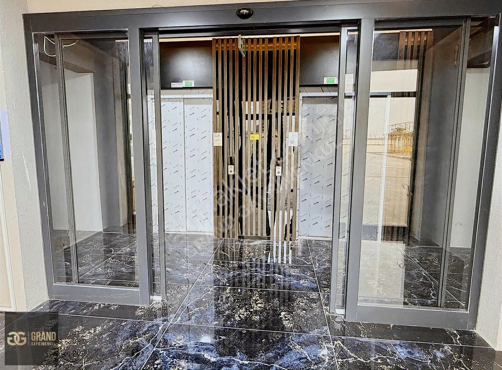 Susuz'da Ultra Lüx Oturuma Hazır 4+1 170 M2 Net Daire - Görsel 9