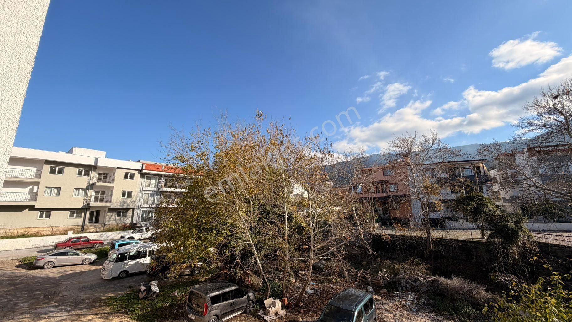 Kuşadası Güzelçamlı’da Satılık Oturuma Hazır 2+1 Daire