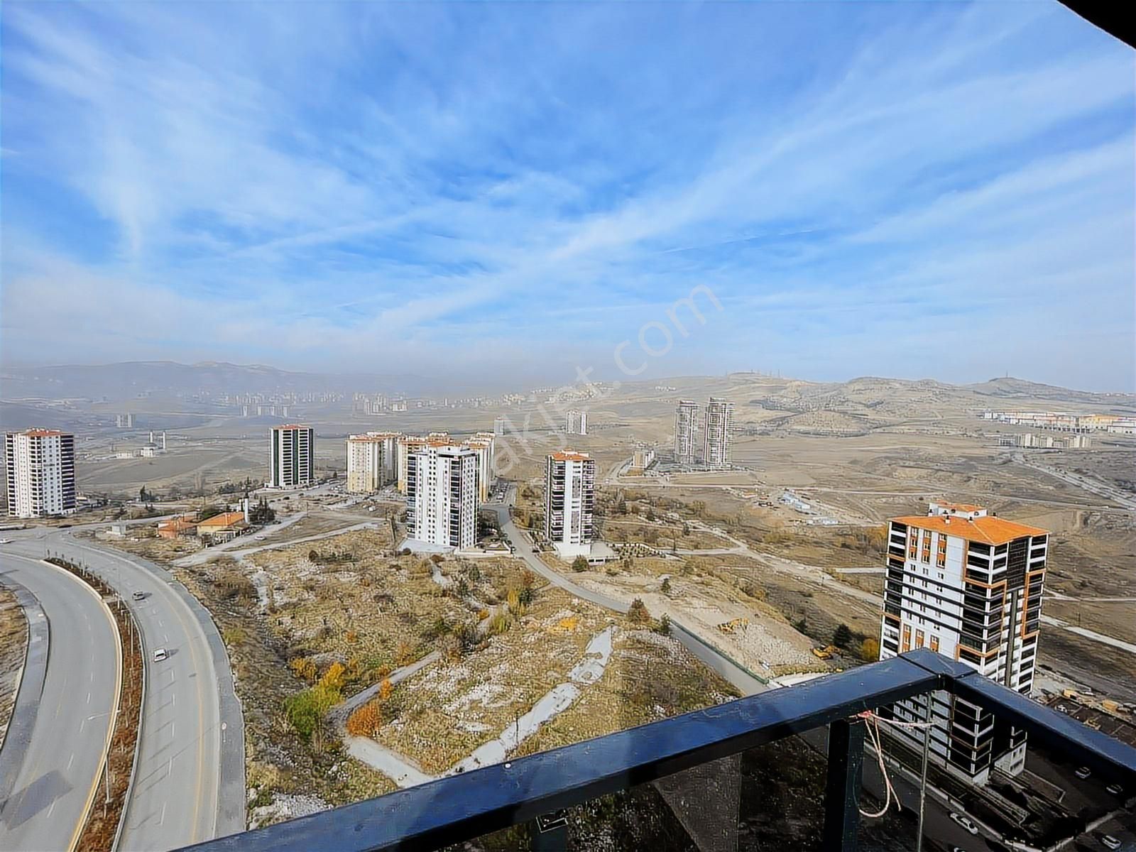 Ovacık'ta Çift Girişli Çift Mutfaklı Kilerli Saunalı Full Yapılı - Görsel 21