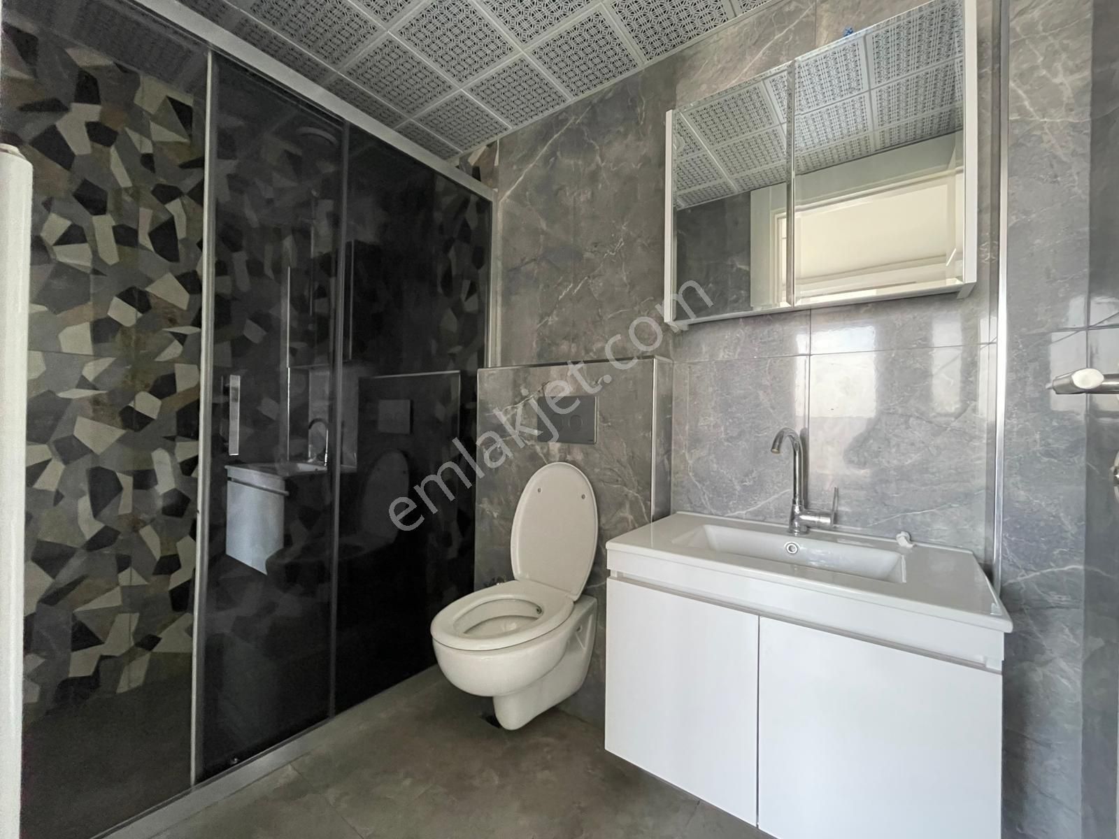 Ovacık'ta Çift Girişli Çift Mutfaklı Kilerli Saunalı Full Yapılı - Görsel 16