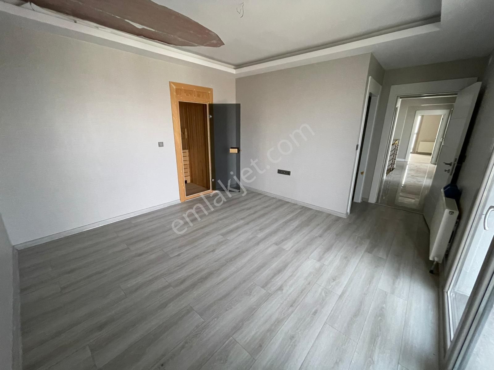 Ovacık'ta Çift Girişli Çift Mutfaklı Kilerli Saunalı Full Yapılı - Görsel 32