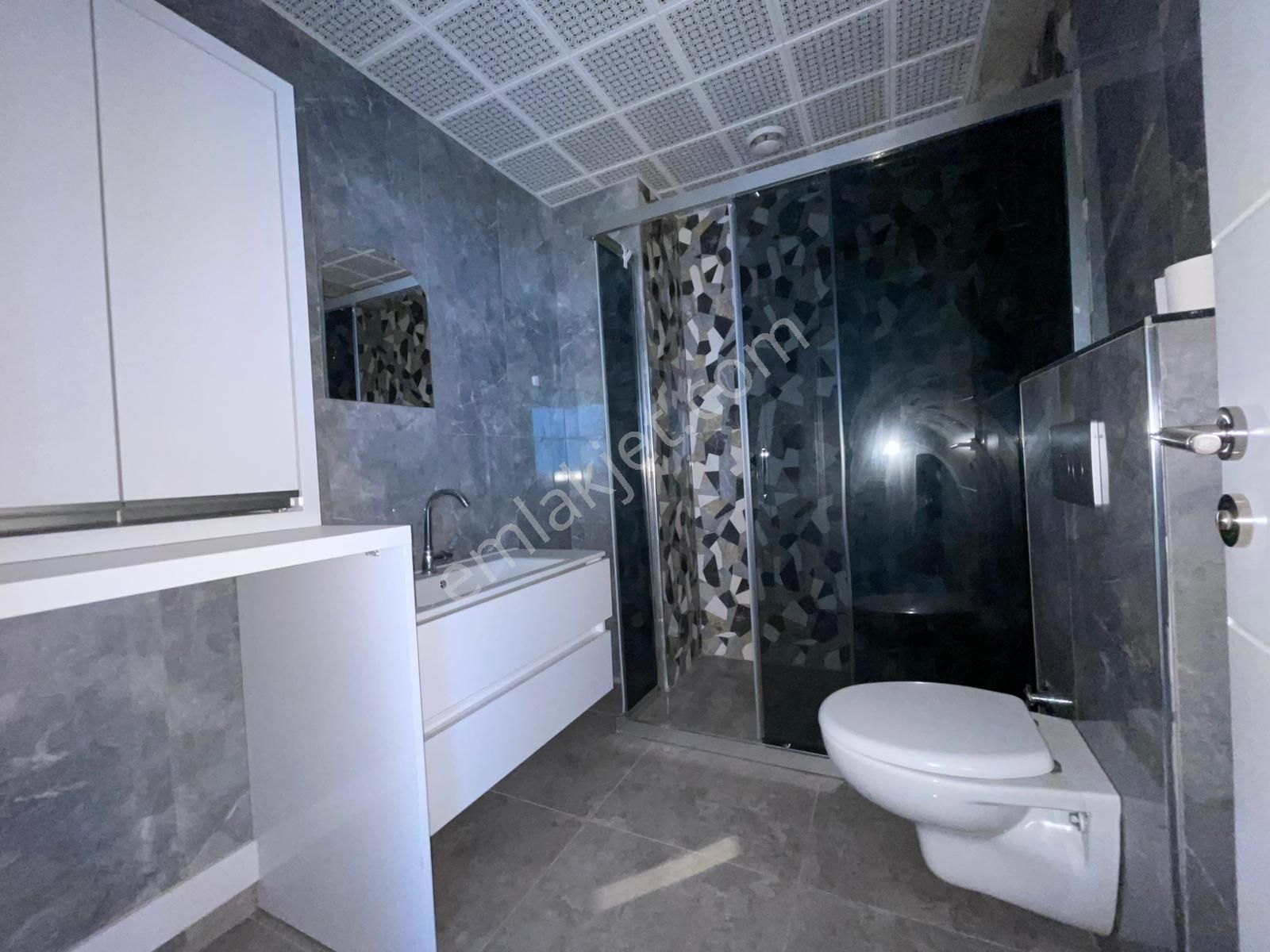 Ovacık'ta Çift Girişli Çift Mutfaklı Kilerli Saunalı Full Yapılı - Görsel 35