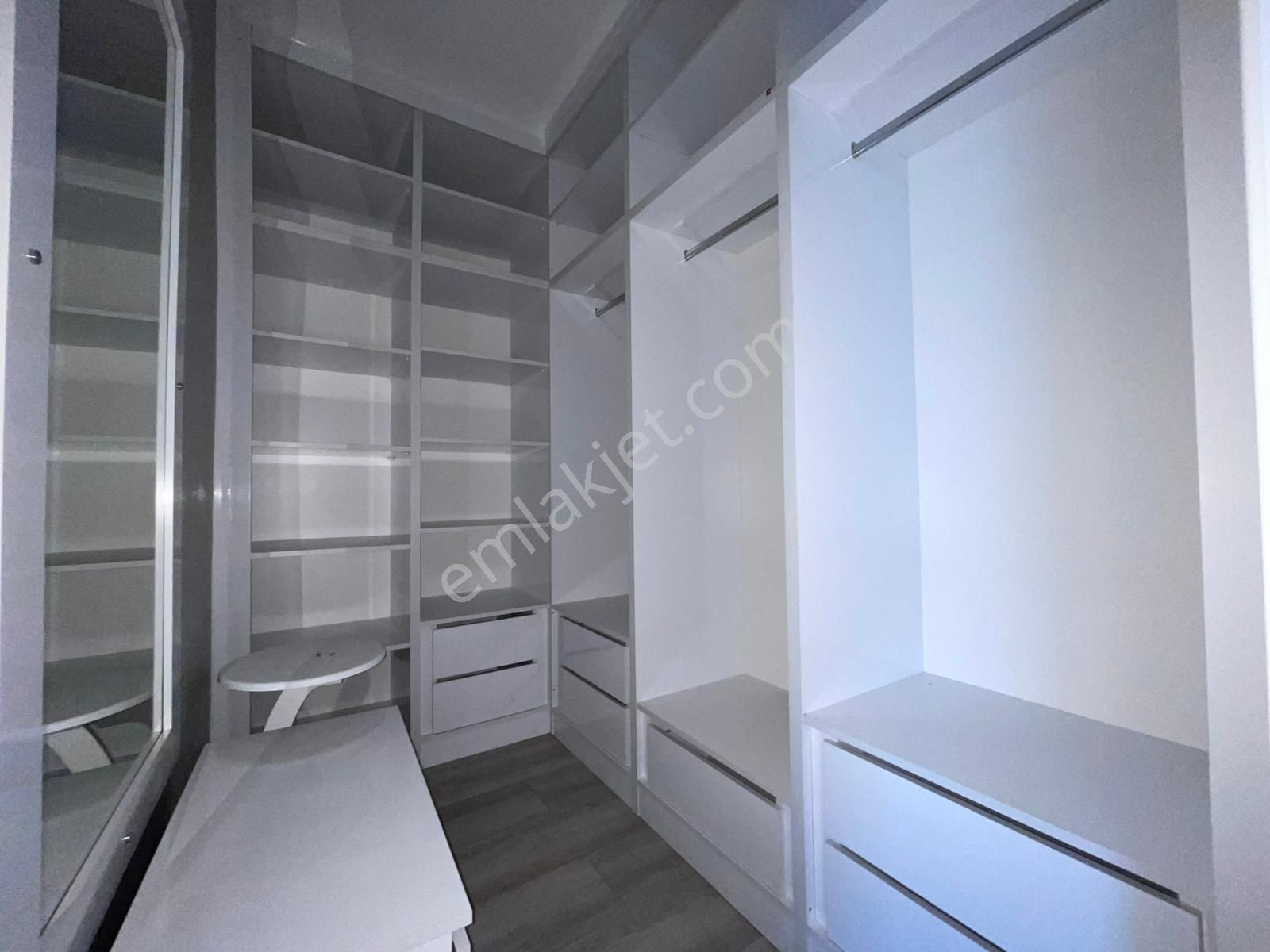 Ovacık'ta Çift Girişli Çift Mutfaklı Kilerli Saunalı Full Yapılı - Görsel 3