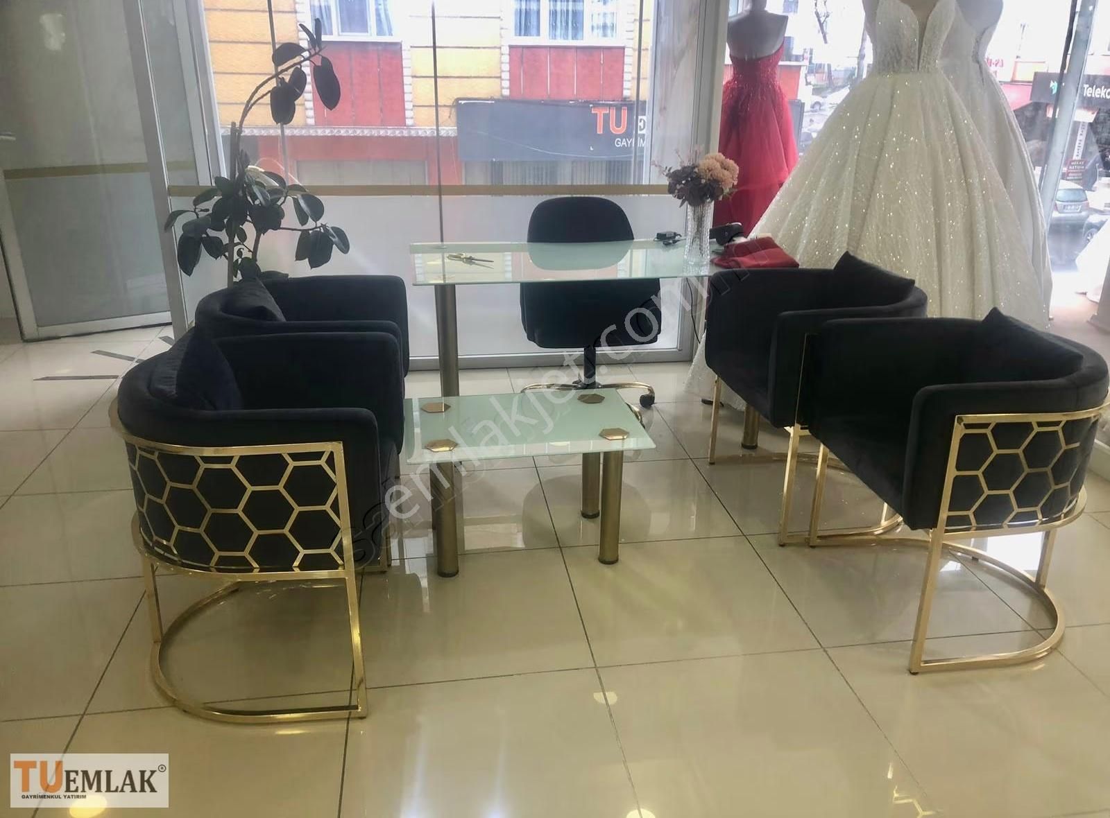 İnönü Mah Cadde Üstü 1. Kat Devren Kiralık Gelinlik Moda Evi - Görsel 6