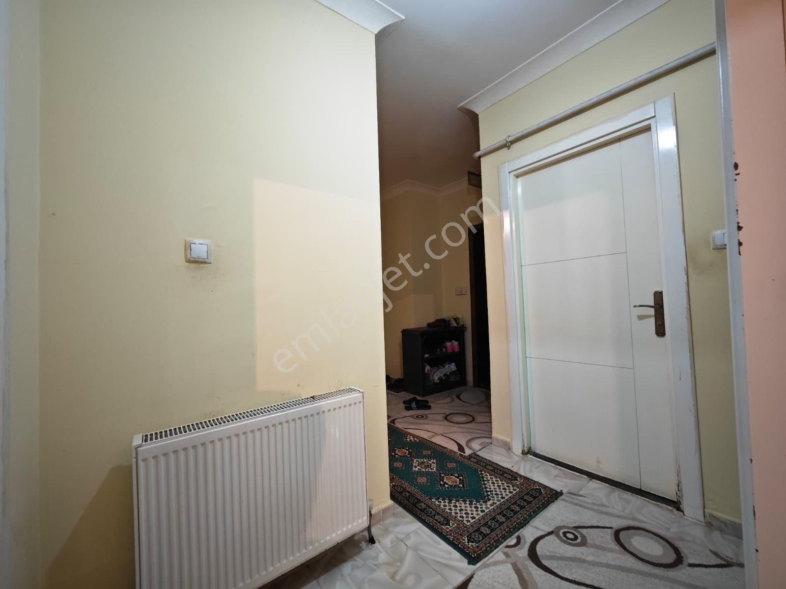 Beşikkaya'da Cadde Üzerinde Asansörlü Düz Giriş 2+1 Satılık Daire !!! - Görsel 16