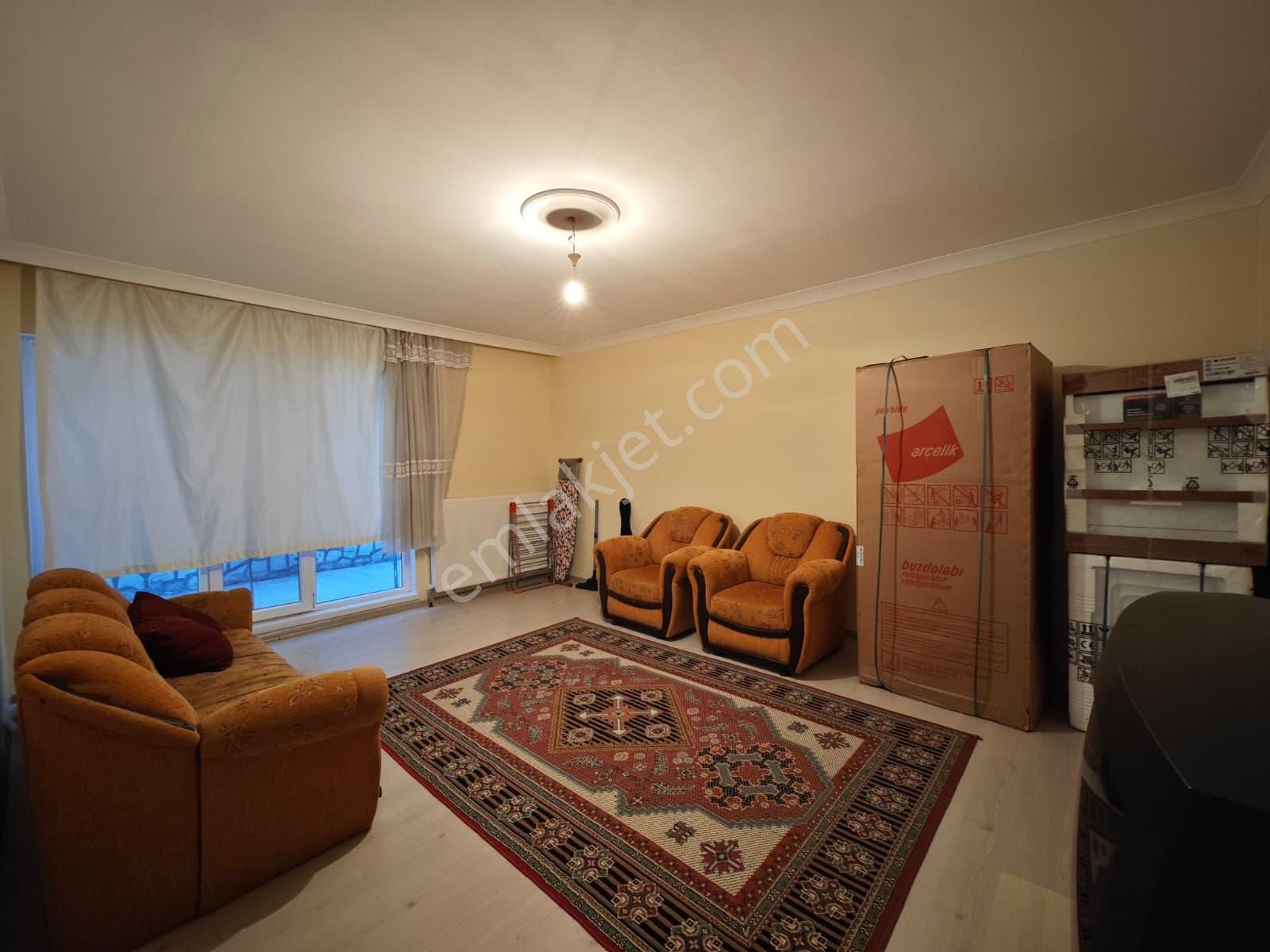 Beşikkaya'da Cadde Üzerinde Asansörlü Düz Giriş 2+1 Satılık Daire !!! - Görsel 5