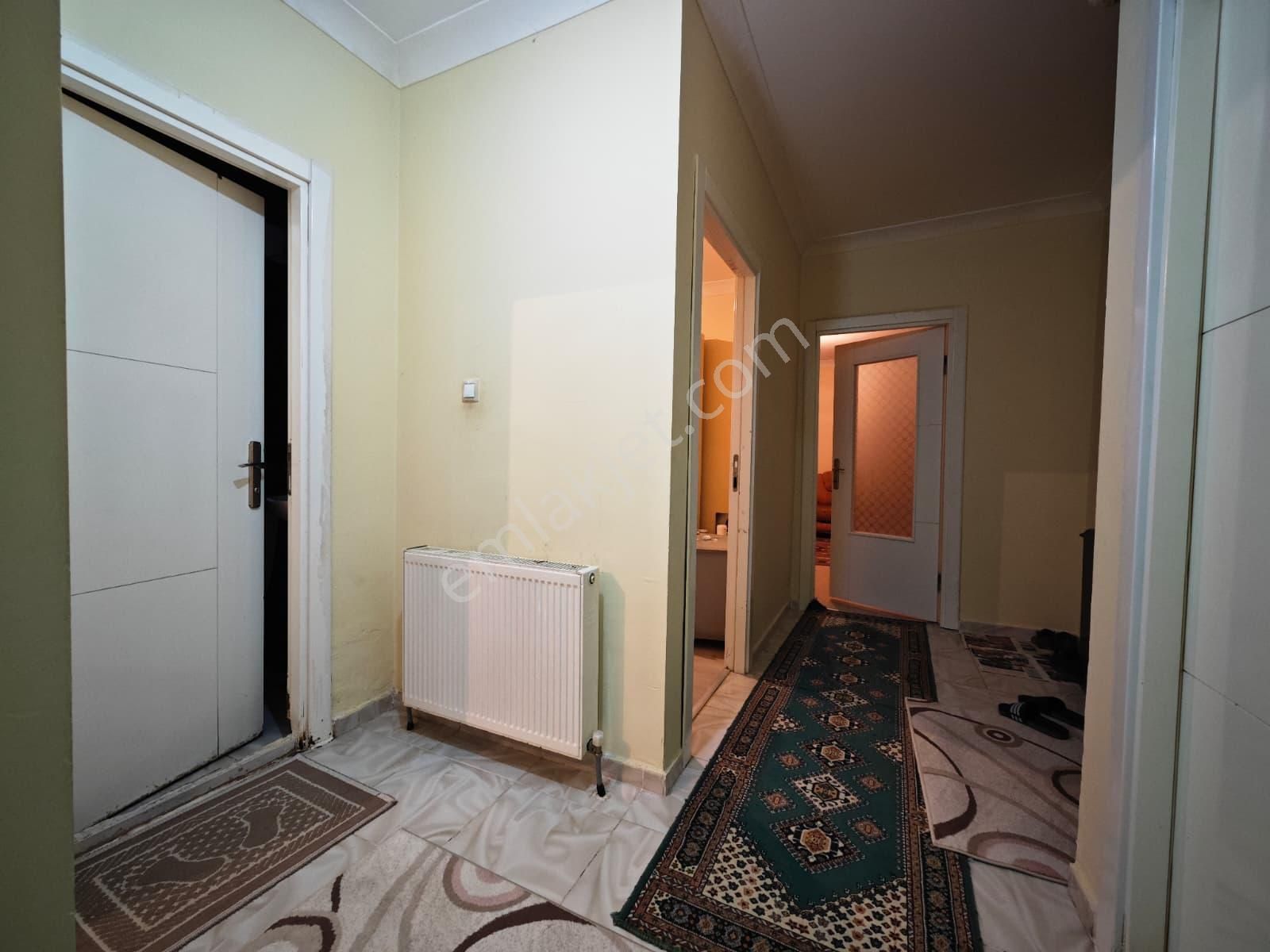 Beşikkaya'da Cadde Üzerinde Asansörlü Düz Giriş 2+1 Satılık Daire !!! - Görsel 21