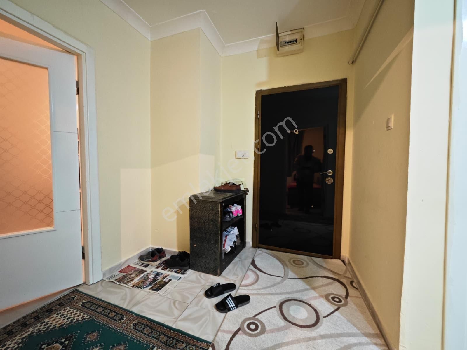 Beşikkaya'da Cadde Üzerinde Asansörlü Düz Giriş 2+1 Satılık Daire !!! - Görsel 19