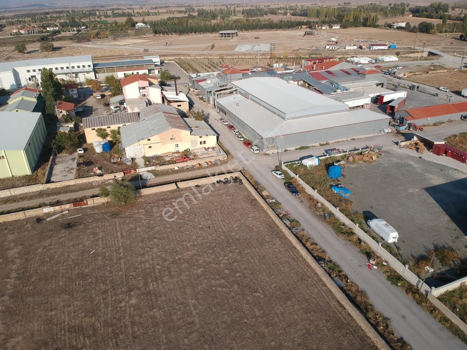 İlbey // Şuhut San. Bölgesinde Satılık Ticari Arsa (m²: 4250 Tl) - Görsel 8