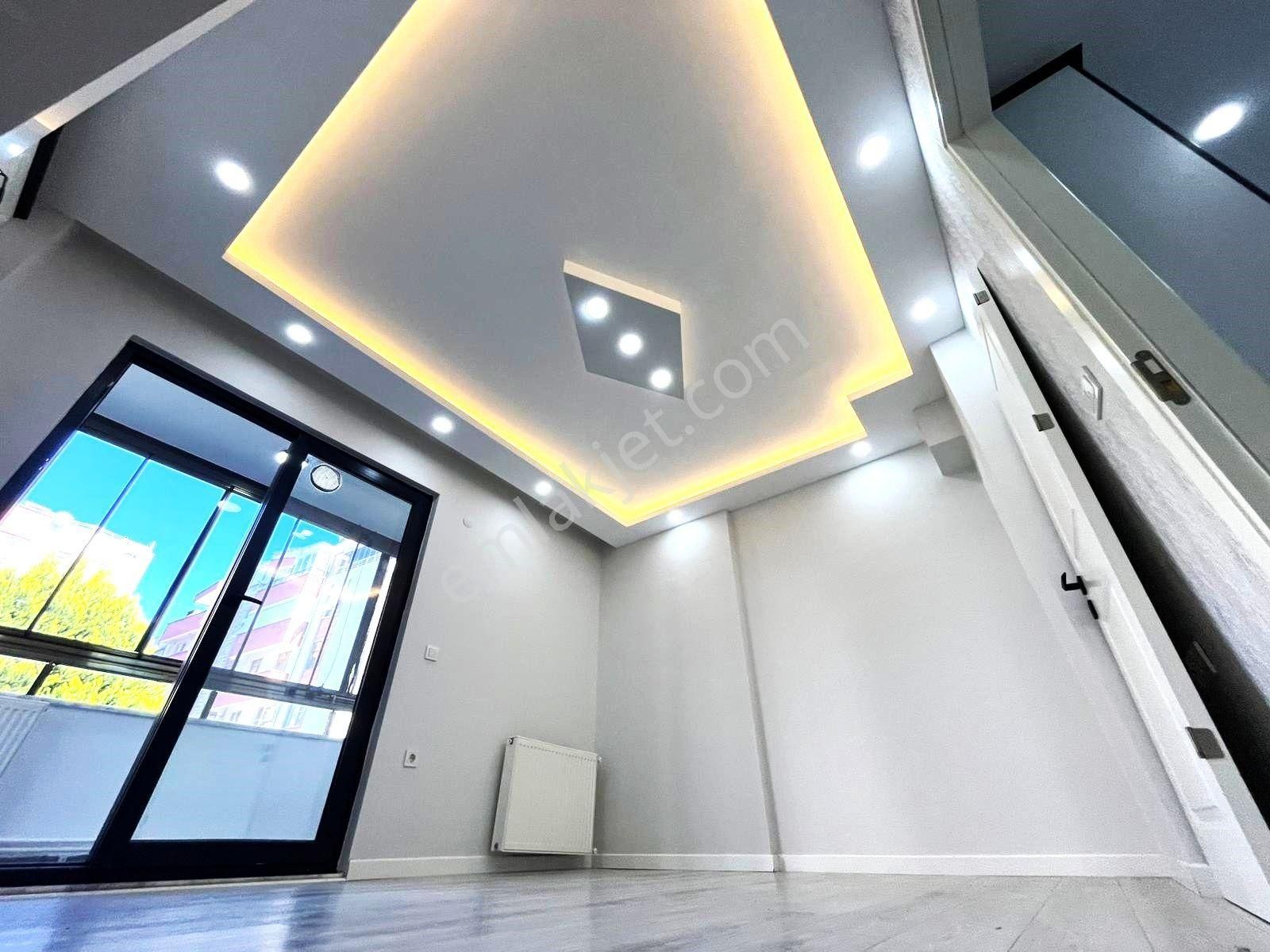 💦aygül'den 💧akçay'da💦 Geniş Balkonlu Ön Cephe Doğalgaz Kombili Kapalı Otoparklı 2+1 Satılık Daire - Görsel 3