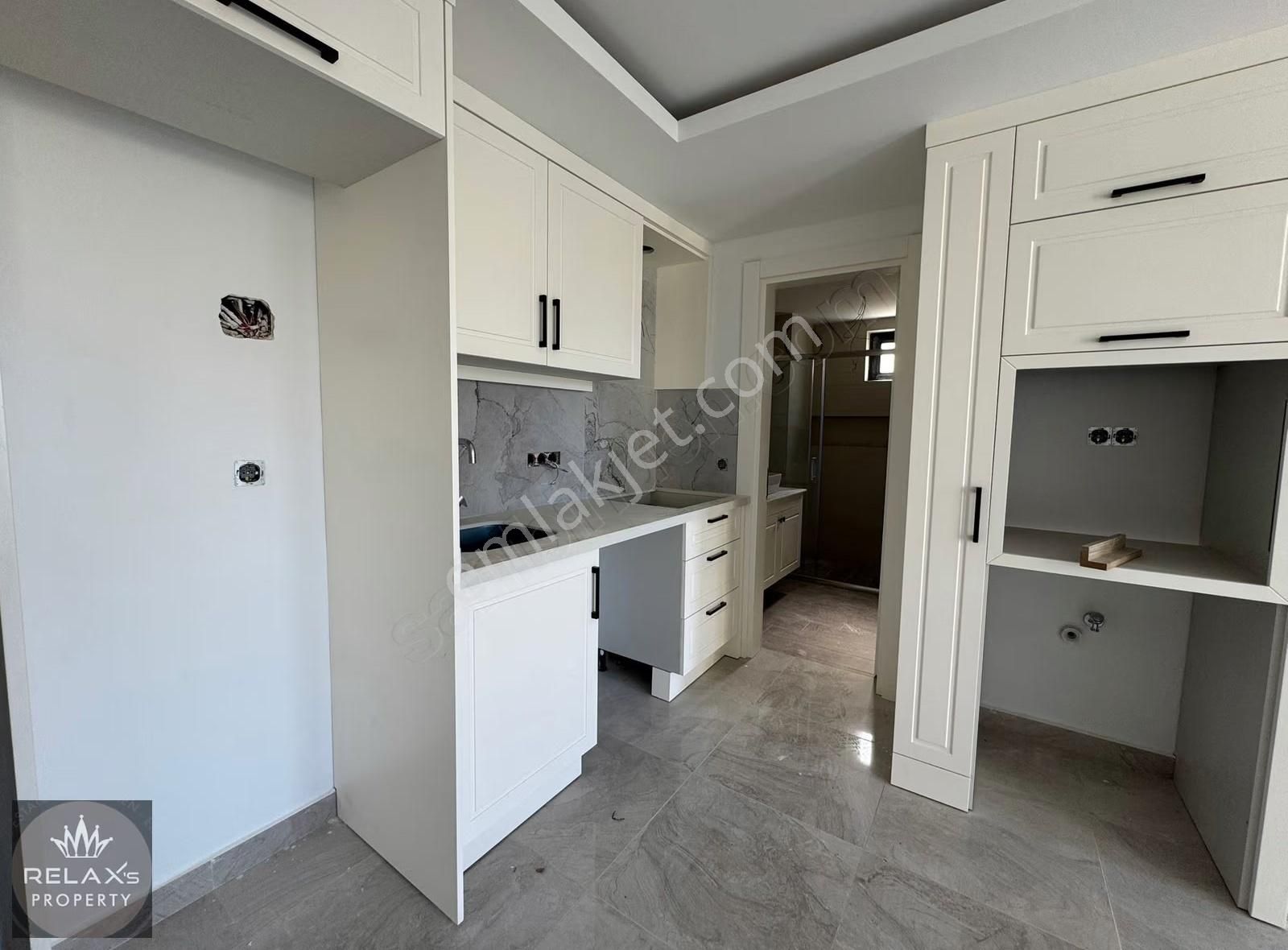 Şehir Merkezinde Elit Sitesi Lüx 1+1 Kapalı Otoparklı Dairemiz - Görsel 4