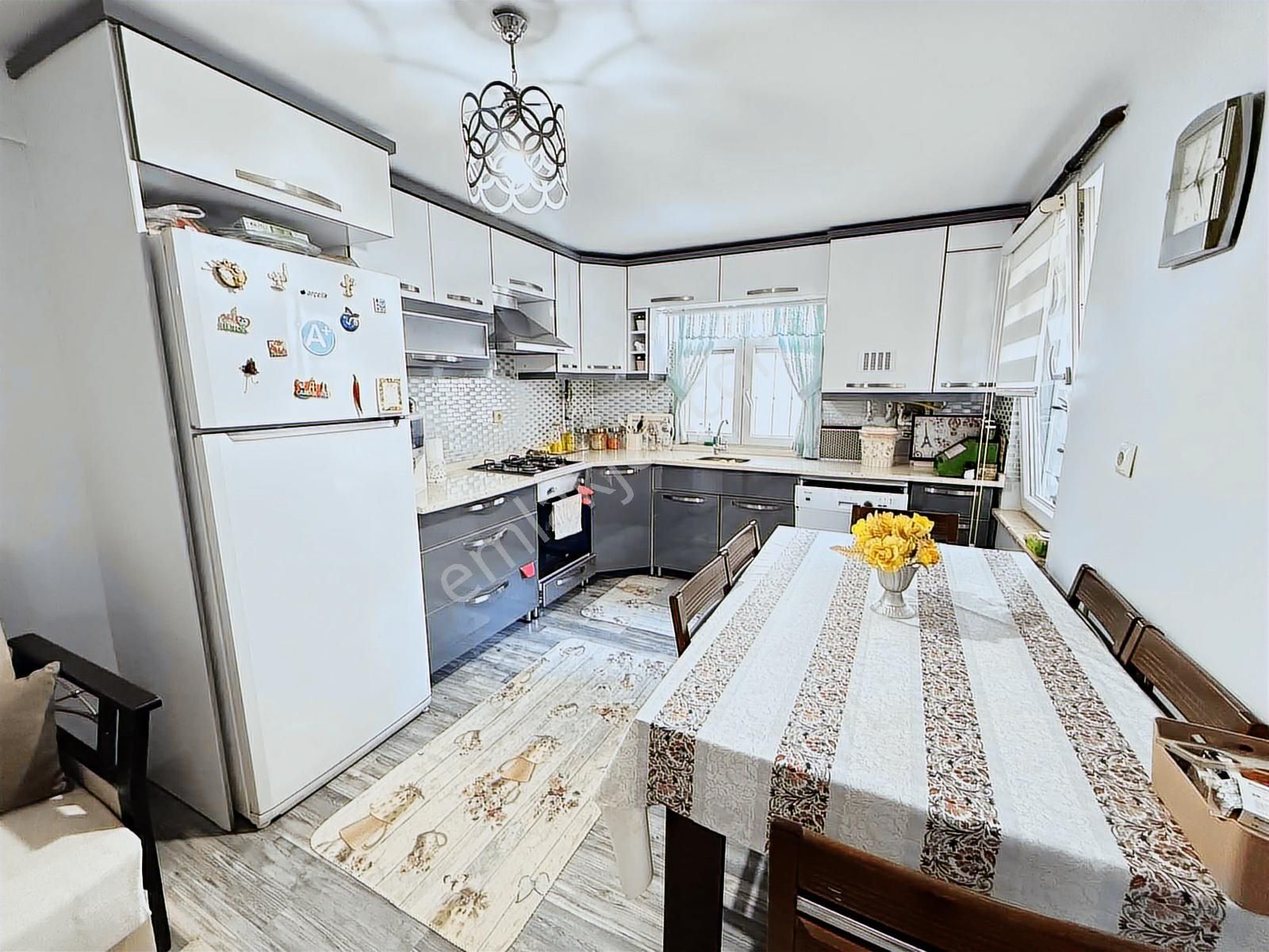 Bm Real Estate Yıldırım'da Satılık Bahçeli 4 Katlı Müstakil Ev - Görsel 6
