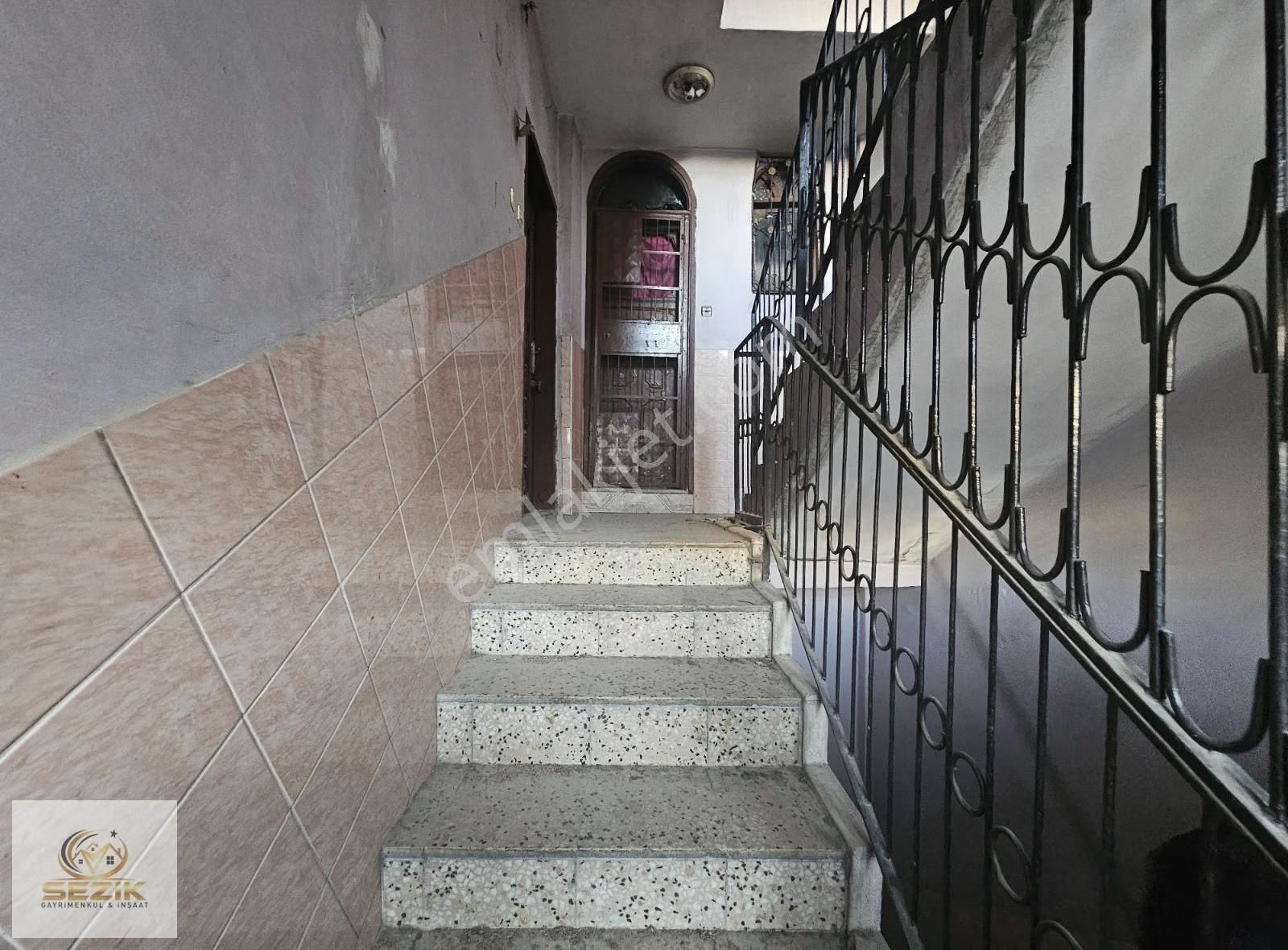 Dağlıoğlu Karasu Mh 351 Mt 2 Daire Ve 2 Dükkan Var Acil Satılık - Görsel 9