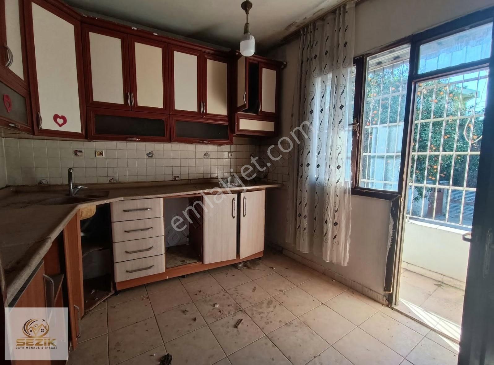 Şehitduran Mahalesi Topel Durağı Civarı Komple Satılık Müstakil - Görsel 6