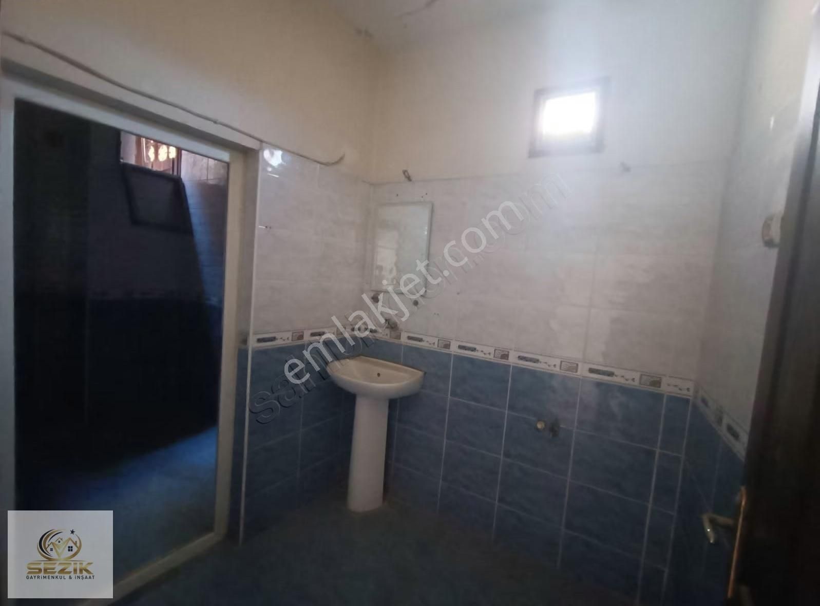 Şehitduran Mahalesi Topel Durağı Civarı Komple Satılık Müstakil - Görsel 8