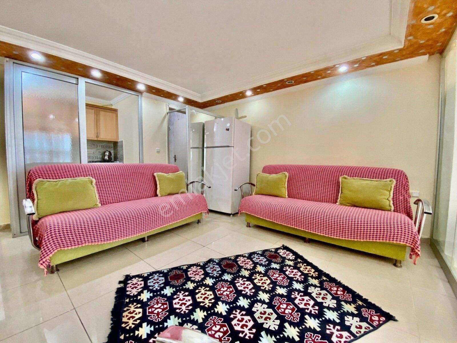 Altınkum’da Denize 150 M Mesafede, Asansörlü 1+1 Daire - Görsel 2