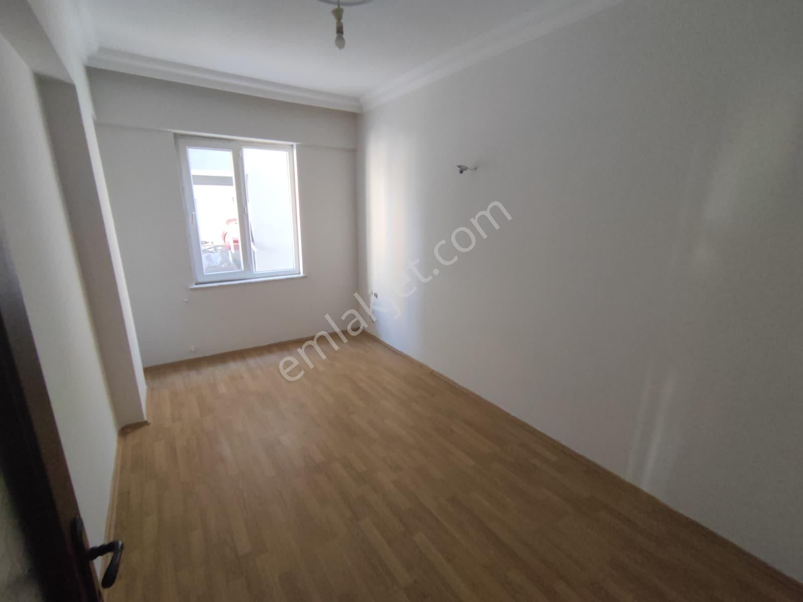 Antalya Kepez Yeşilyurtta Kiralık 2+1 Katta Daire No.20581​ - Görsel 2