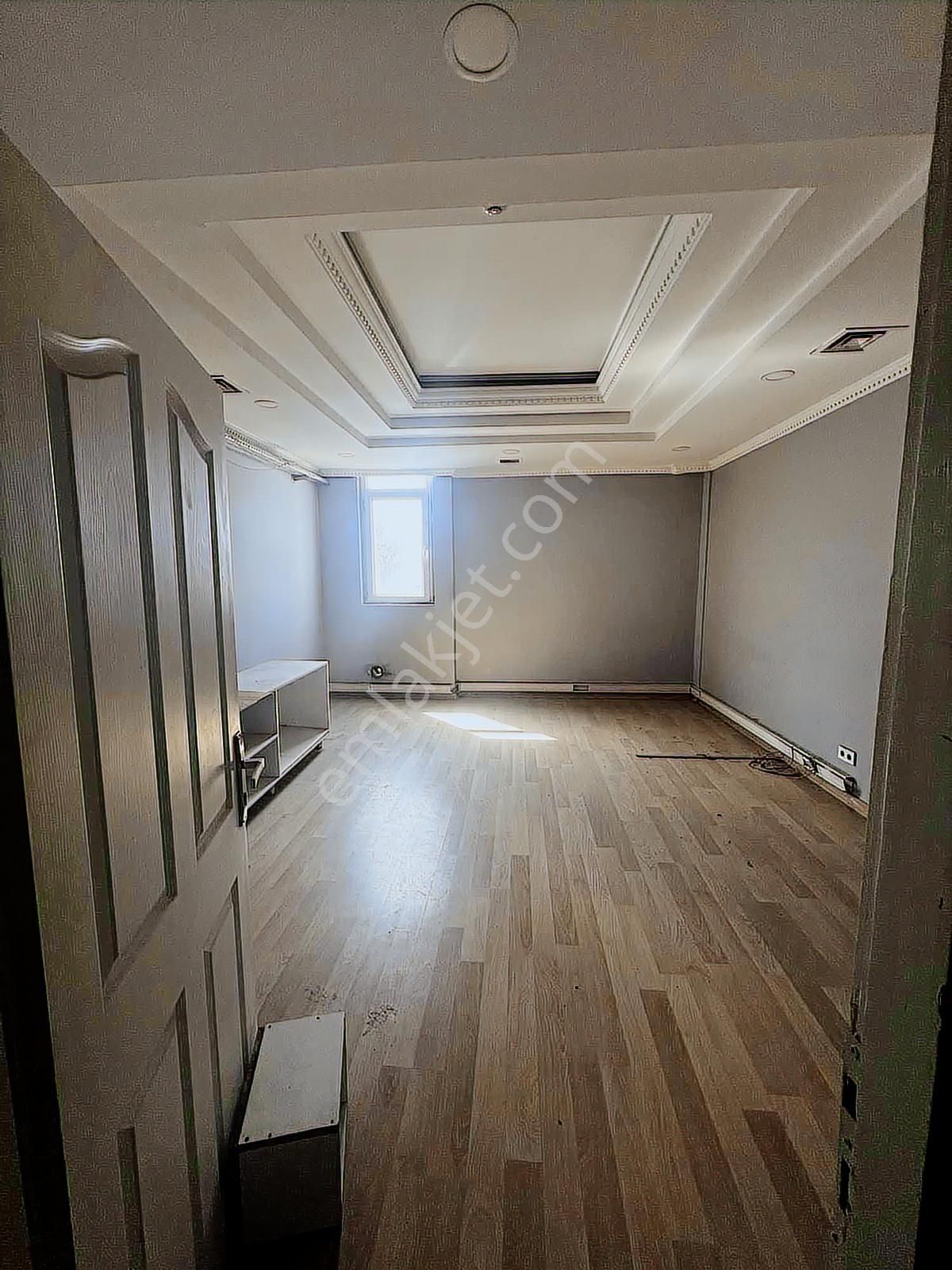 Tiyap Dan Bağcılar Gülbahar Caddesi'nde 1. Kat 1250 M2 Depo - Görsel 10