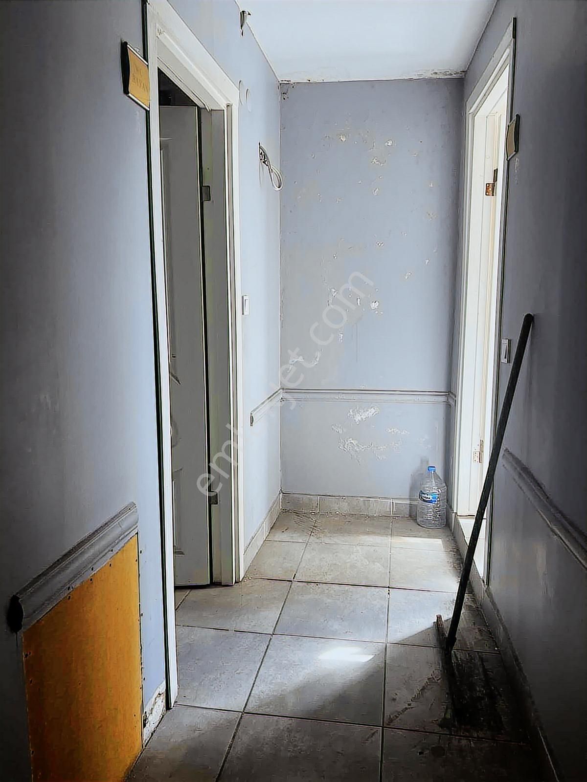 Tiyap Dan Bağcılar Gülbahar Caddesi'nde 1. Kat 1250 M2 Depo - Görsel 24