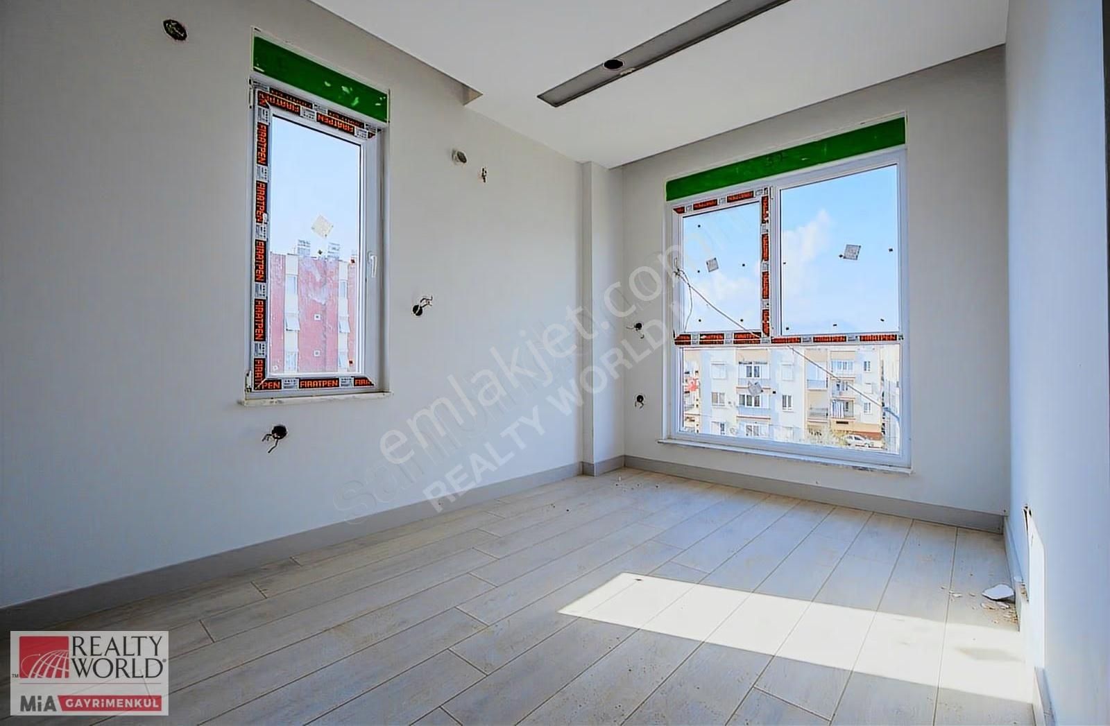 Döşemealtı Yeniköy Merkez'de 1+1 Sıfır İskanlı Lüks Daire - Görsel 7