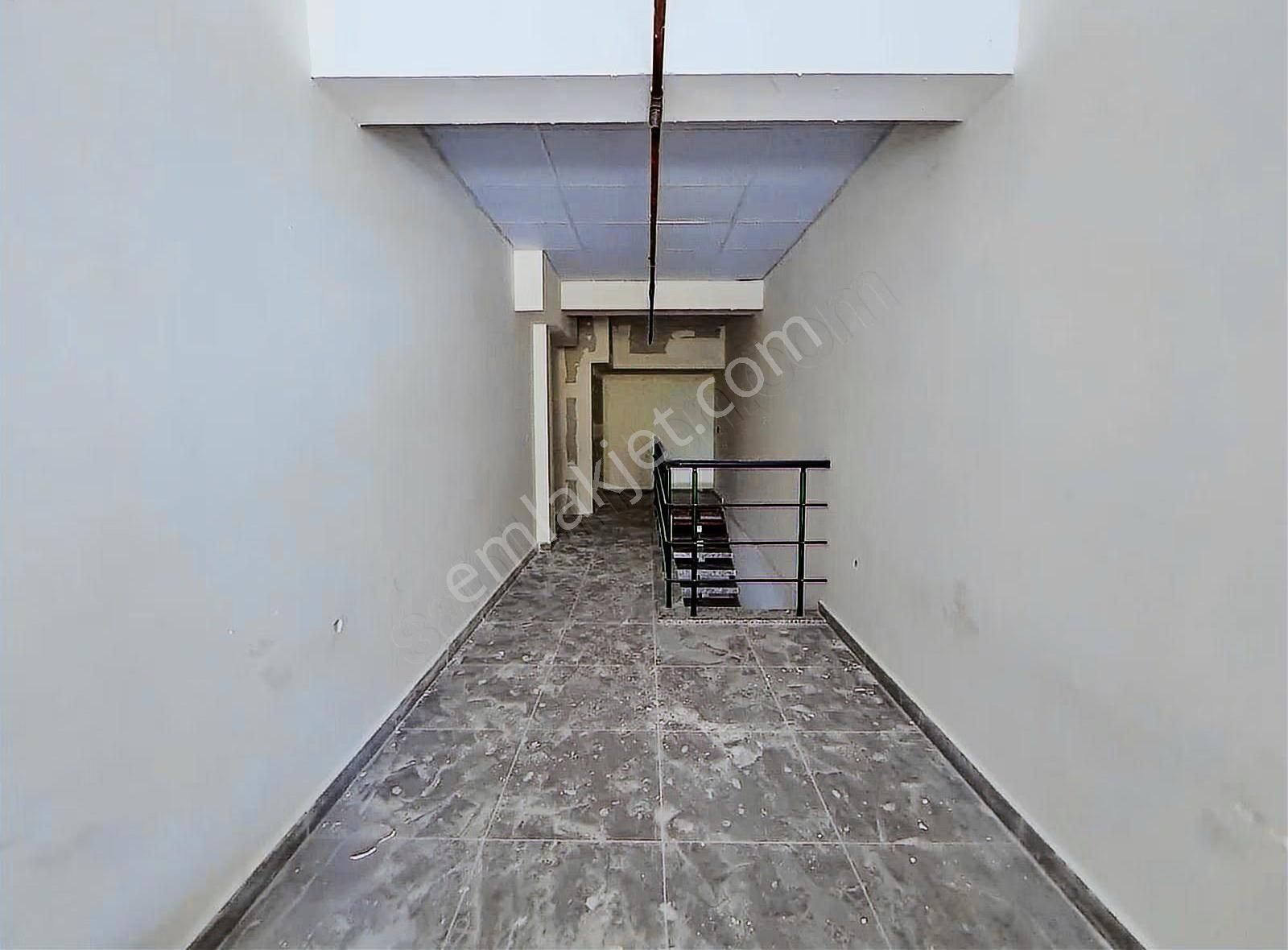 Konyaaltı Devlet Hast.'i Dibinde Ana Cadde Üzeri Kiralık Dükkan - Görsel 2