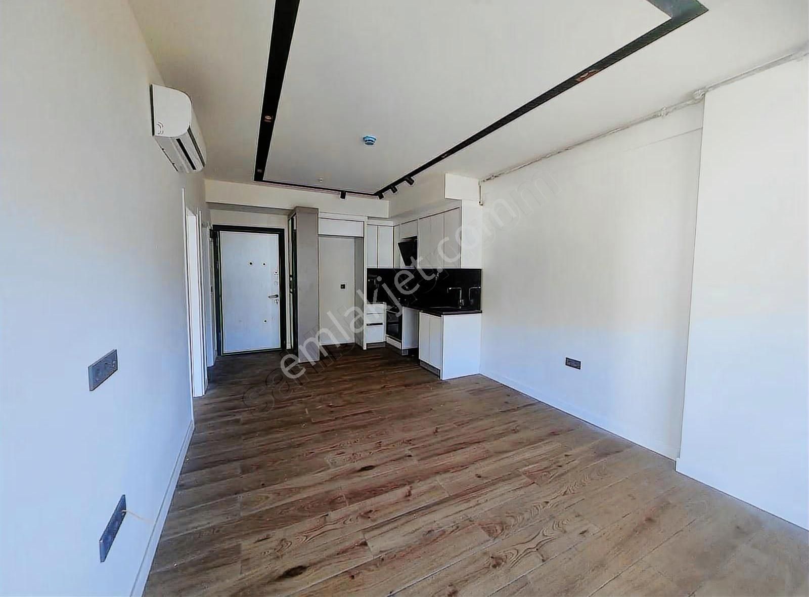 Hurma'da Cadde Üstü Hastane Dibin De Kiralık 1+1 Daire+ Ofis