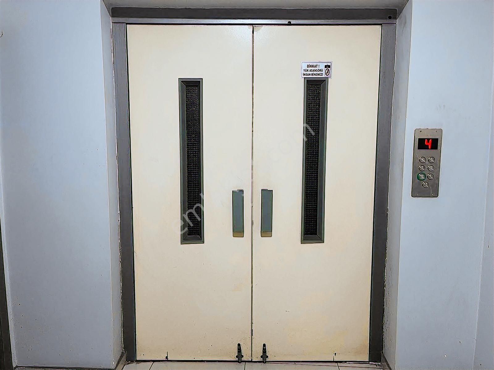 Tiyap'dan Bağcılar 15 Temmuz Mah. 300 M2 Kiralık Ofis İmalathane - Görsel 13