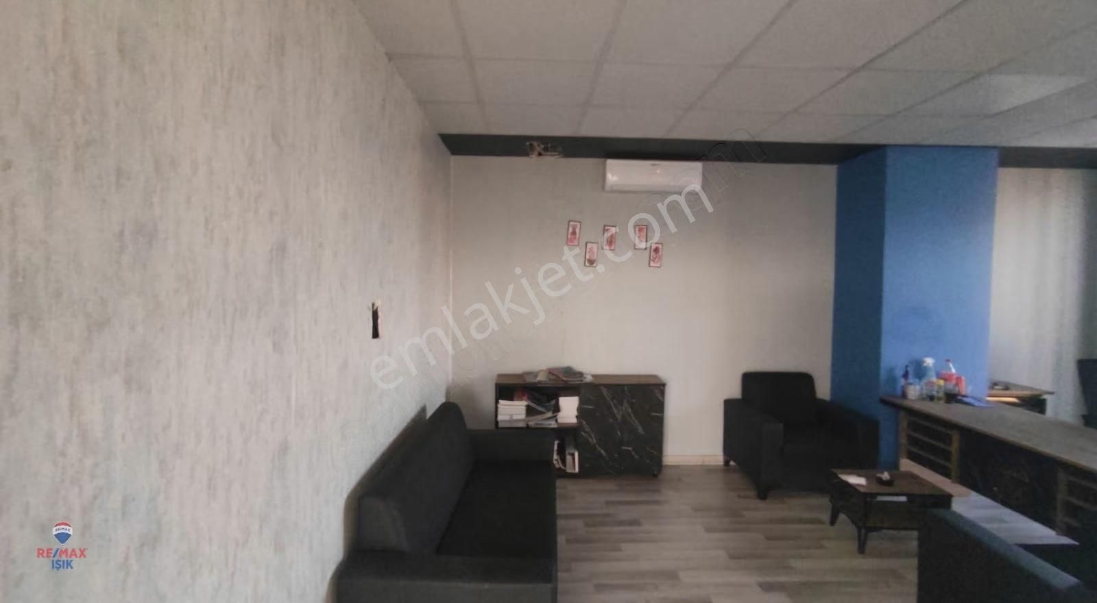 Sancaktepe Merkezde Atatürk Caddesi'nde Prestijli Ofis Katı - Görsel 9