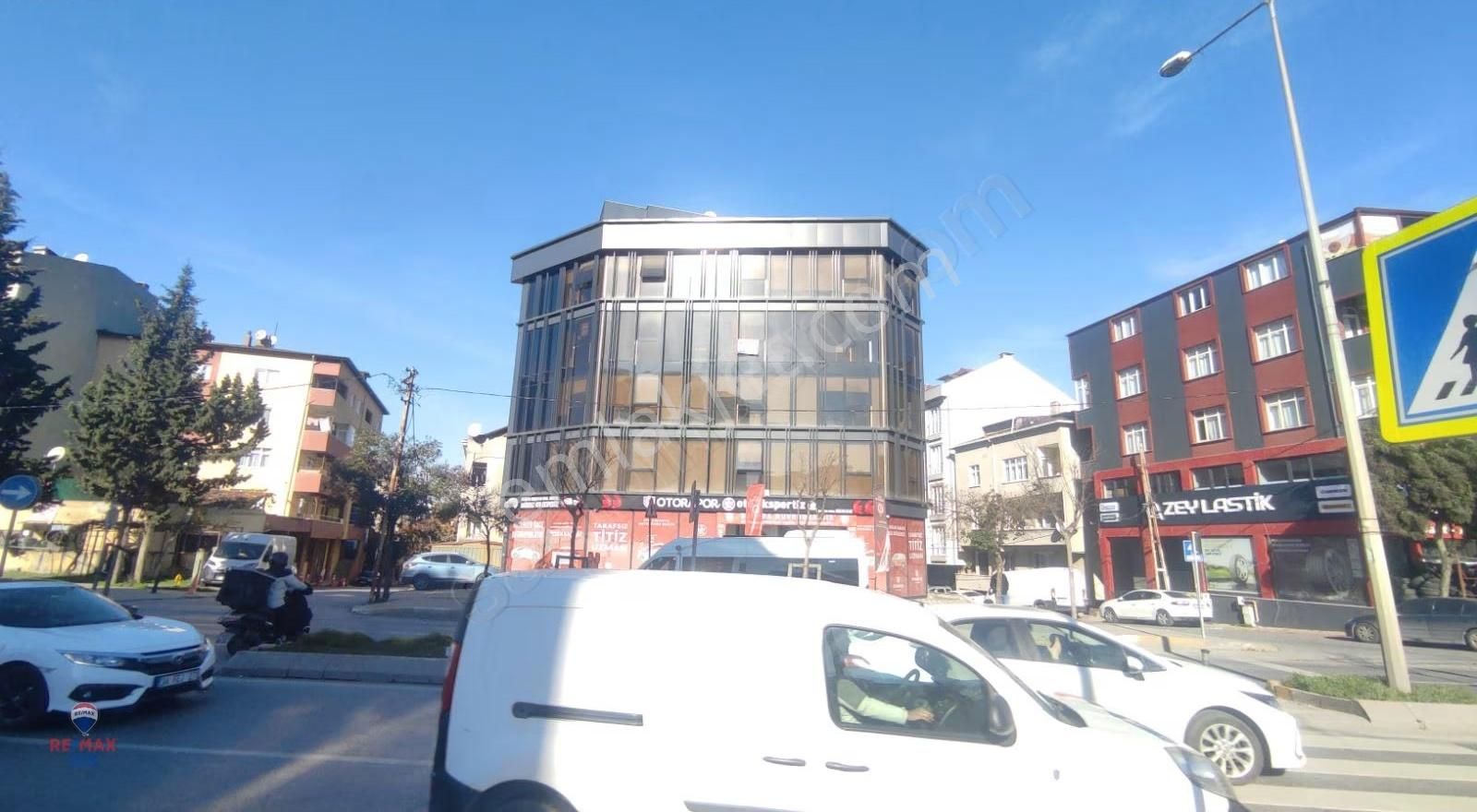 Sancaktepe Merkezde Atatürk Caddesi'nde Prestijli Ofis Katı - Görsel 27