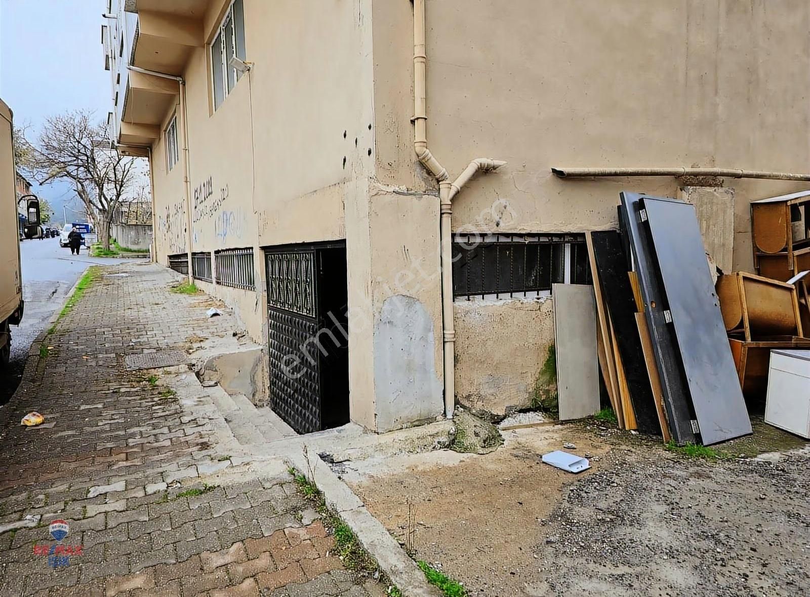 Sultanbeyli De 300m2 Tek Parça Zemin Çok Amaçlı - Görsel 24