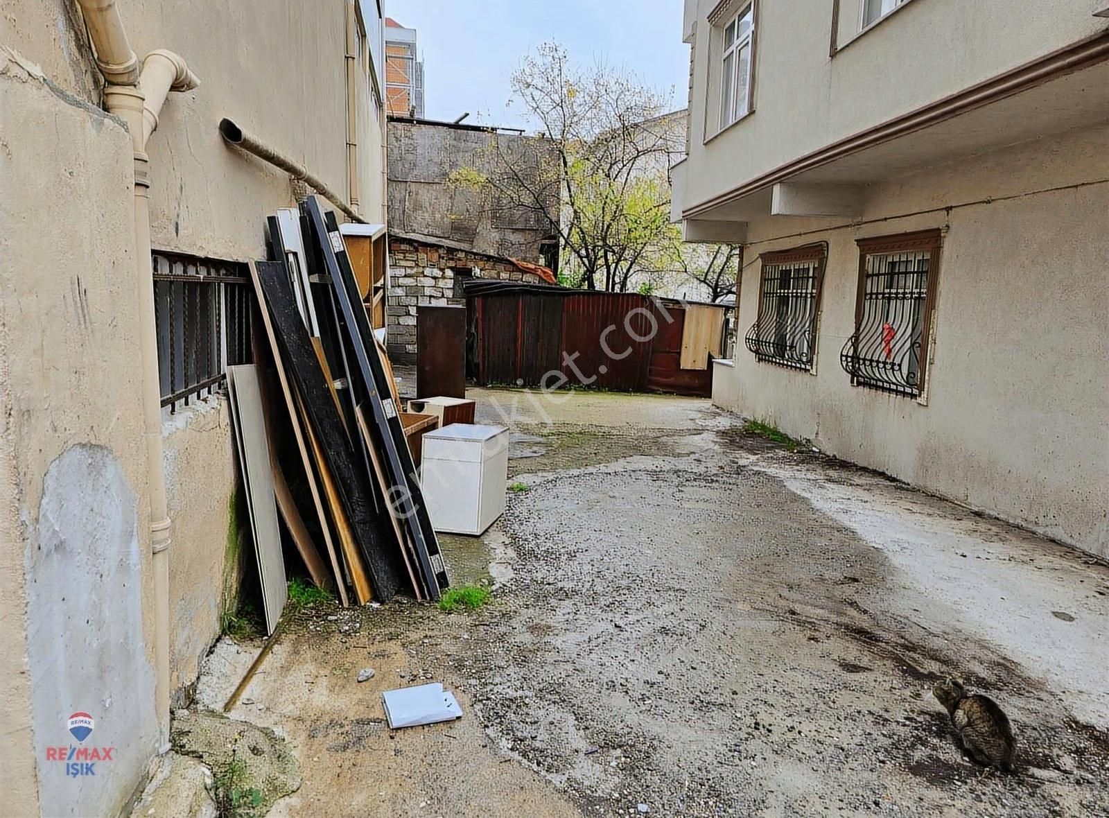 Sultanbeyli De 300m2 Tek Parça Zemin Çok Amaçlı - Görsel 18
