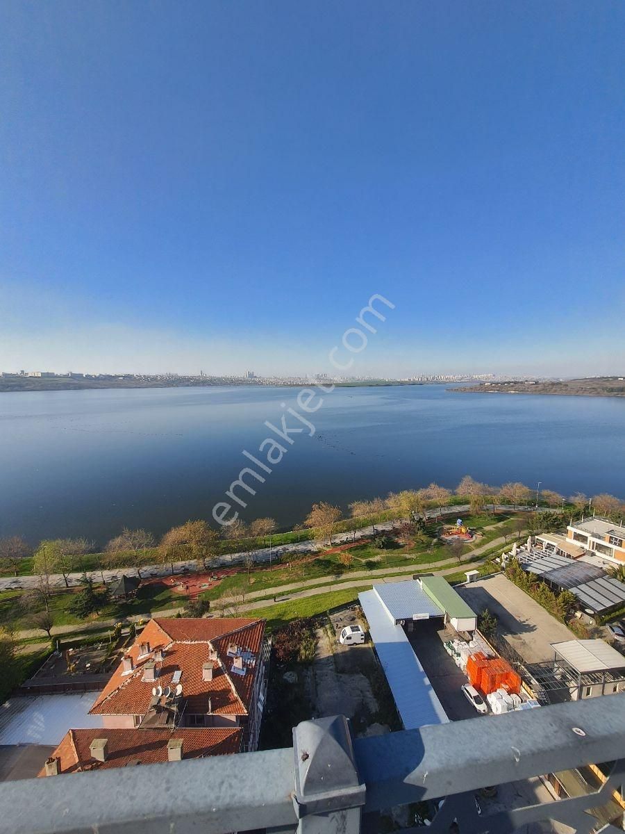 Göl Manzaralı 2+1 Rezidans Daire..