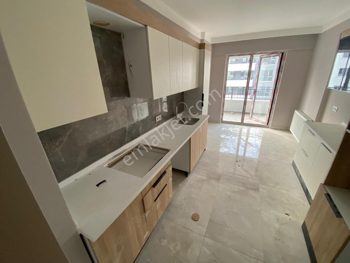 Saraykentte 3+1 Asm 500 Evlerde E.banyolu G.odalı 5.katta Daire - Görsel 16