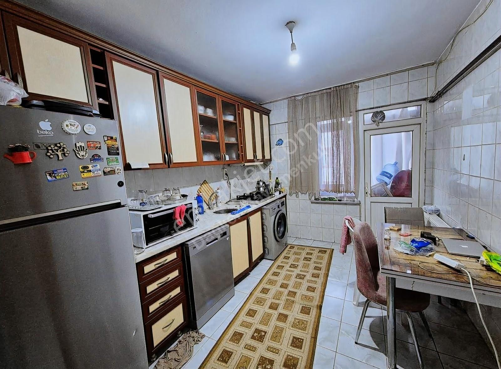 Asansörlü Merkezi Konumda 100 Metre Daire - Görsel 19