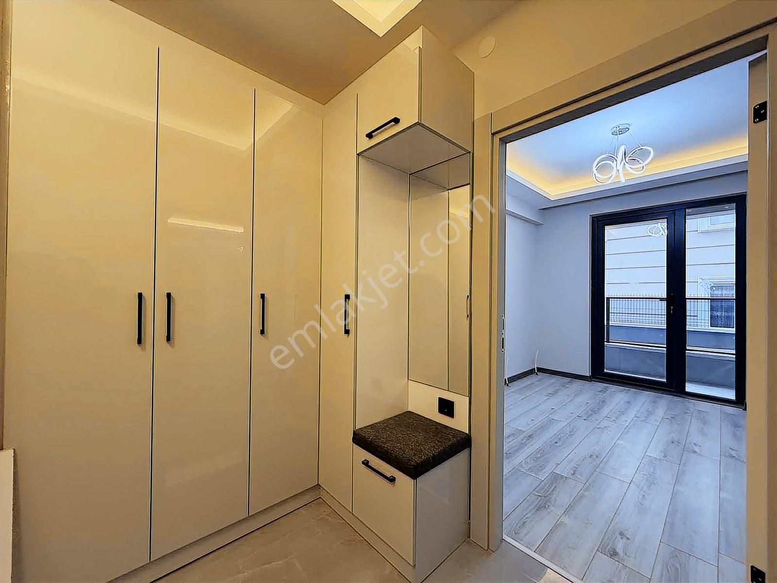 Keskinden Amerikan Mutfak 3+0 Cadde Arkası Sıfır Daire - Görsel 7